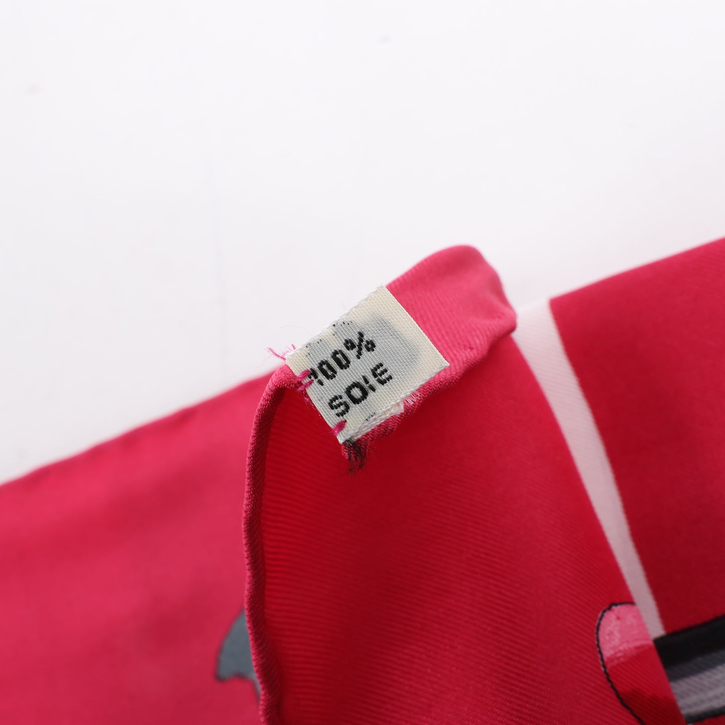 Hermes Carré 90 „PASEMENTERIE“ Seidentaschentuch in Rot