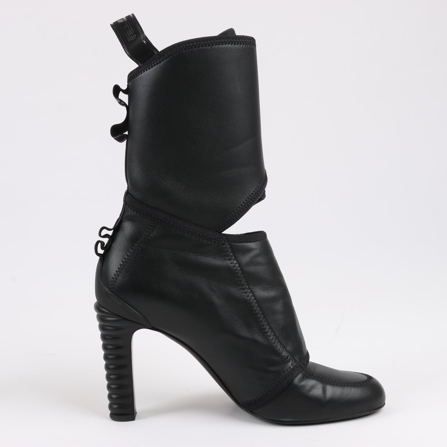 Fendi Lederstiefeletten in Schwarz, Größe 38 EU