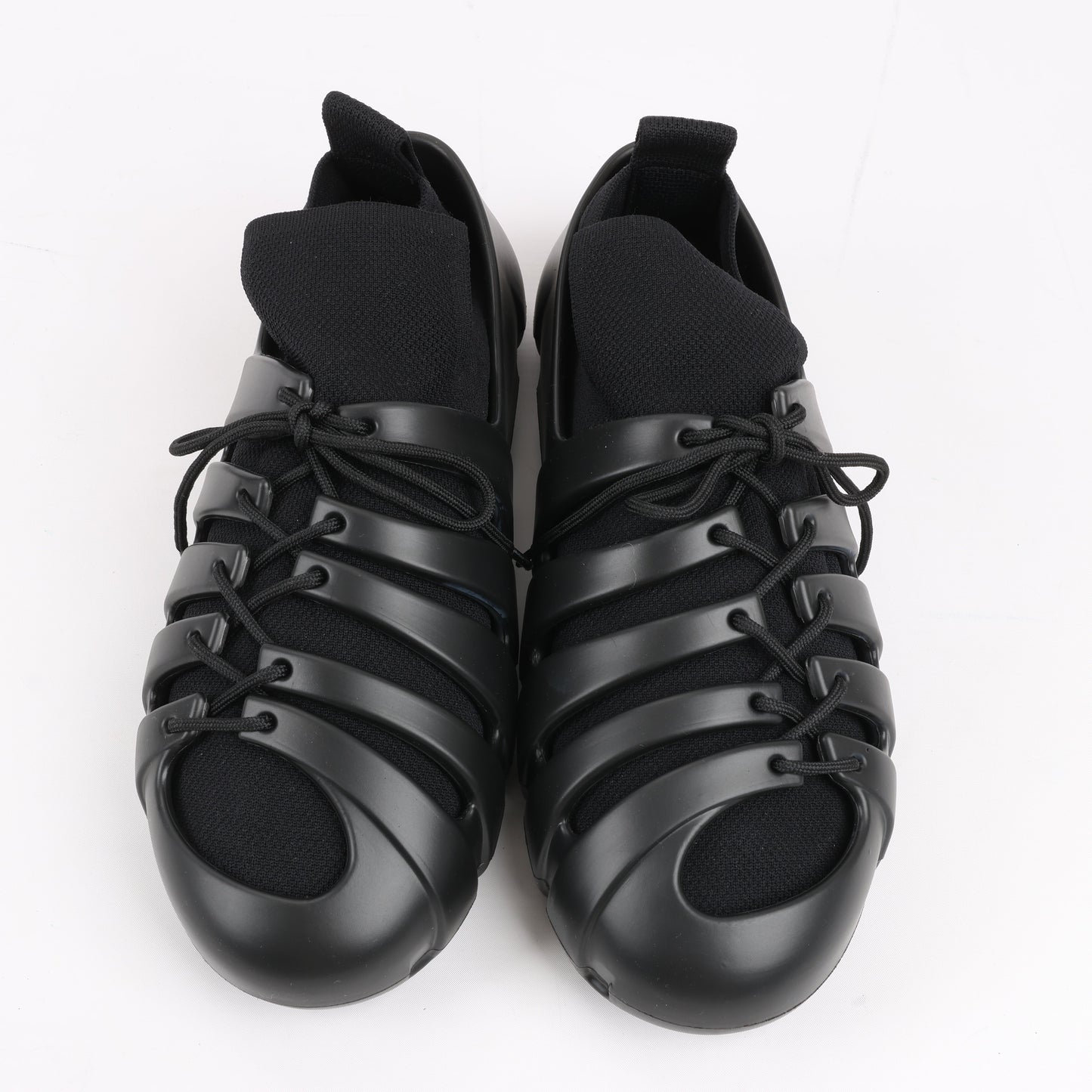 Bottega Veneta Trails Knit x Rubber Sneakers in Schwarz, Größe 42 EU