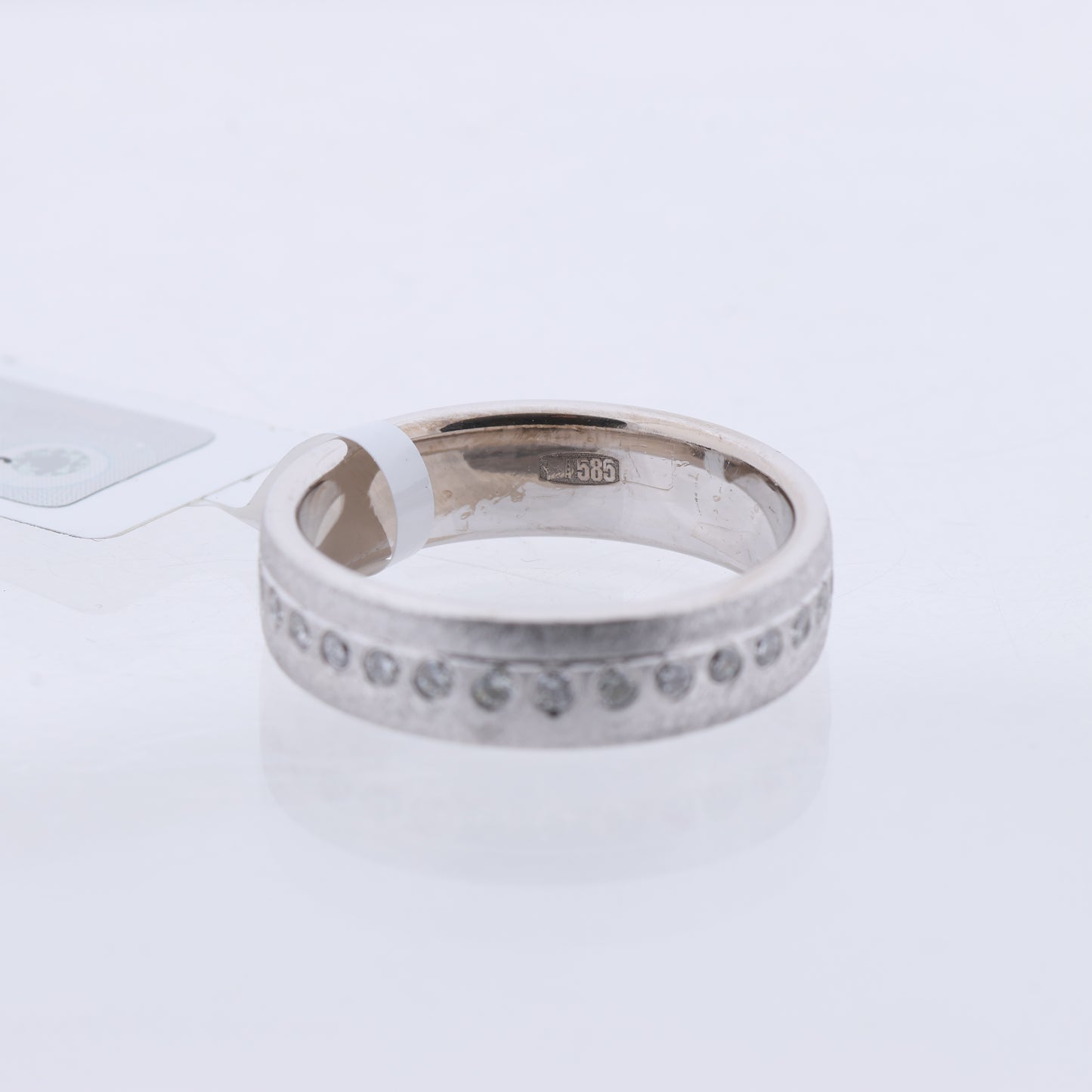 Non Signe / Unsigned 14K White Gold Ring with 30 Natural Diamonds
