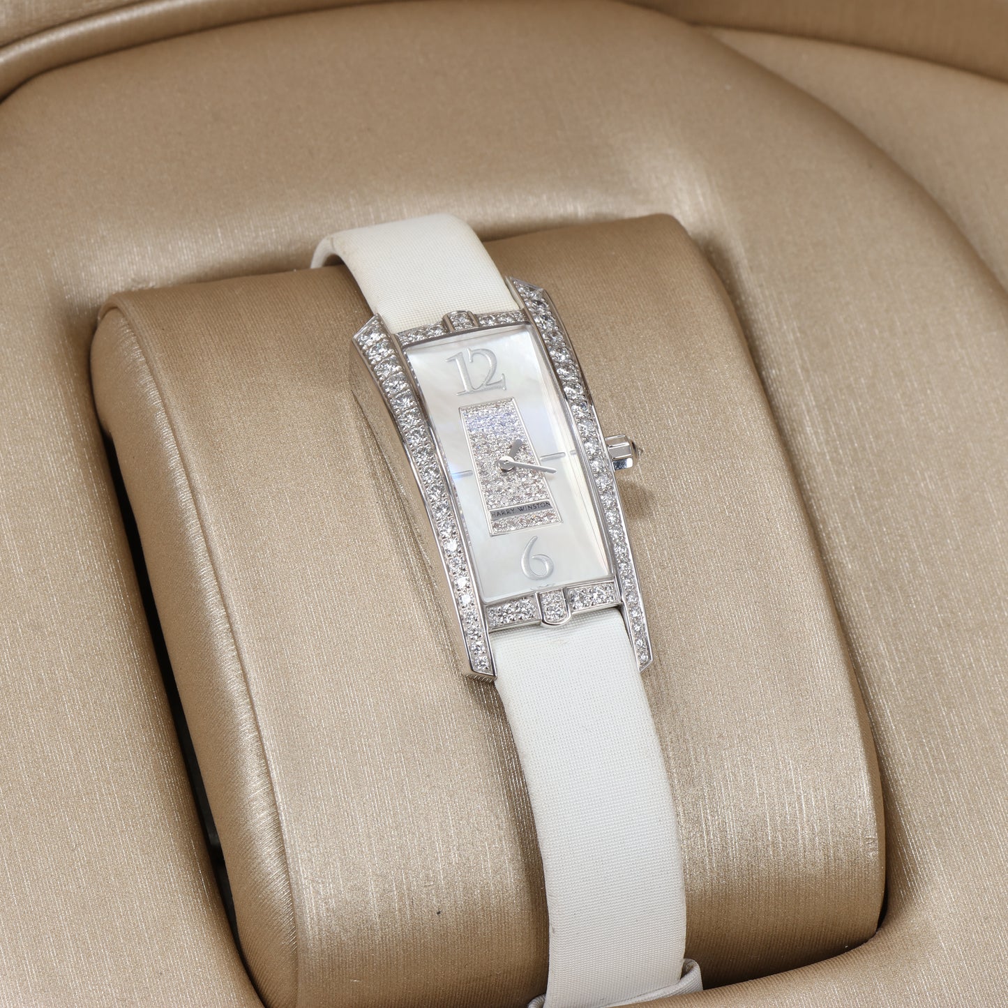 Harry Winston Avenue Traffic AVTQHM21WW002 Krokodilleder x WG QZ MOP Zifferblattuhr