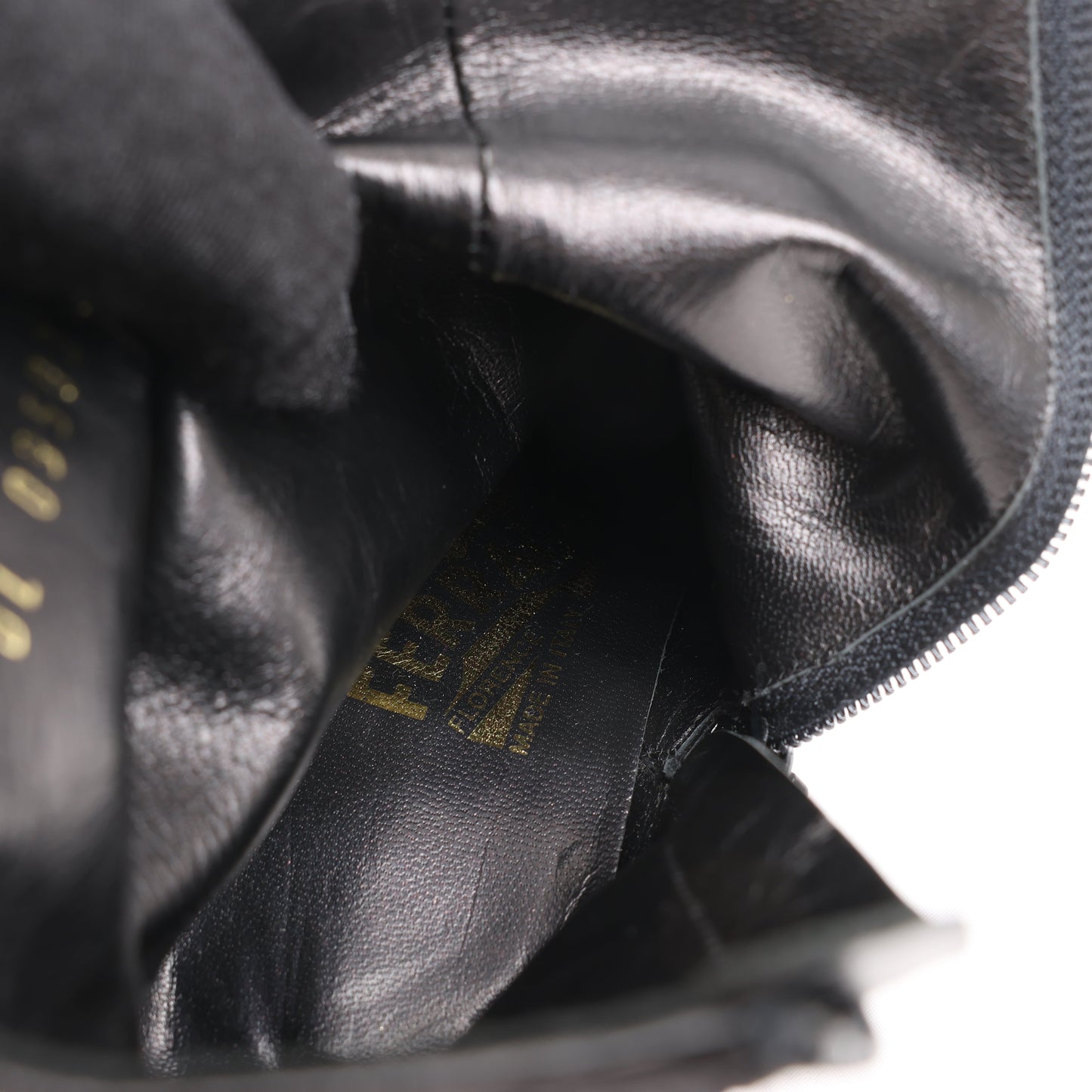 Ferragamo Gancini Stiefeletten aus Leder und Wildleder in Schwarz, Größe 4,5 US