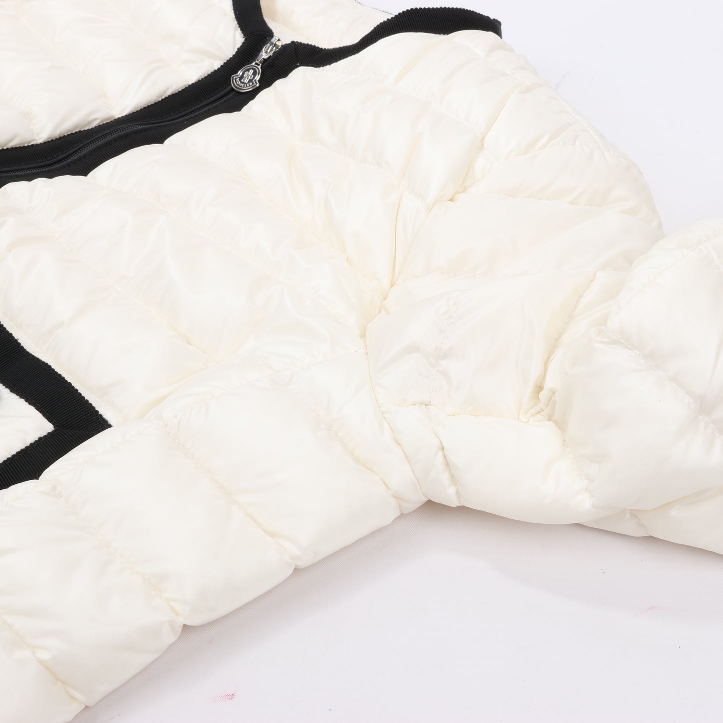 Veste matelassée MONCLER Glycine, taille 3 M