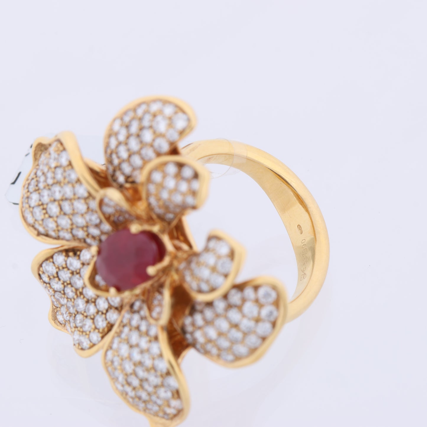 Carrera Y Carrera Seda Imperial Orchidee Yellow Gold with Ruby and Diamonds, Size 53 EU