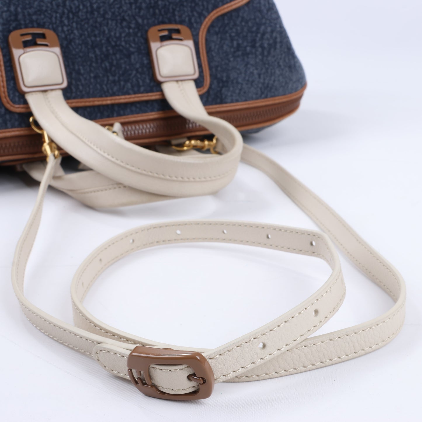 Fendi Chameleon Denim & Leder 2Way Boston Handtasche in Marineblau 8BL110