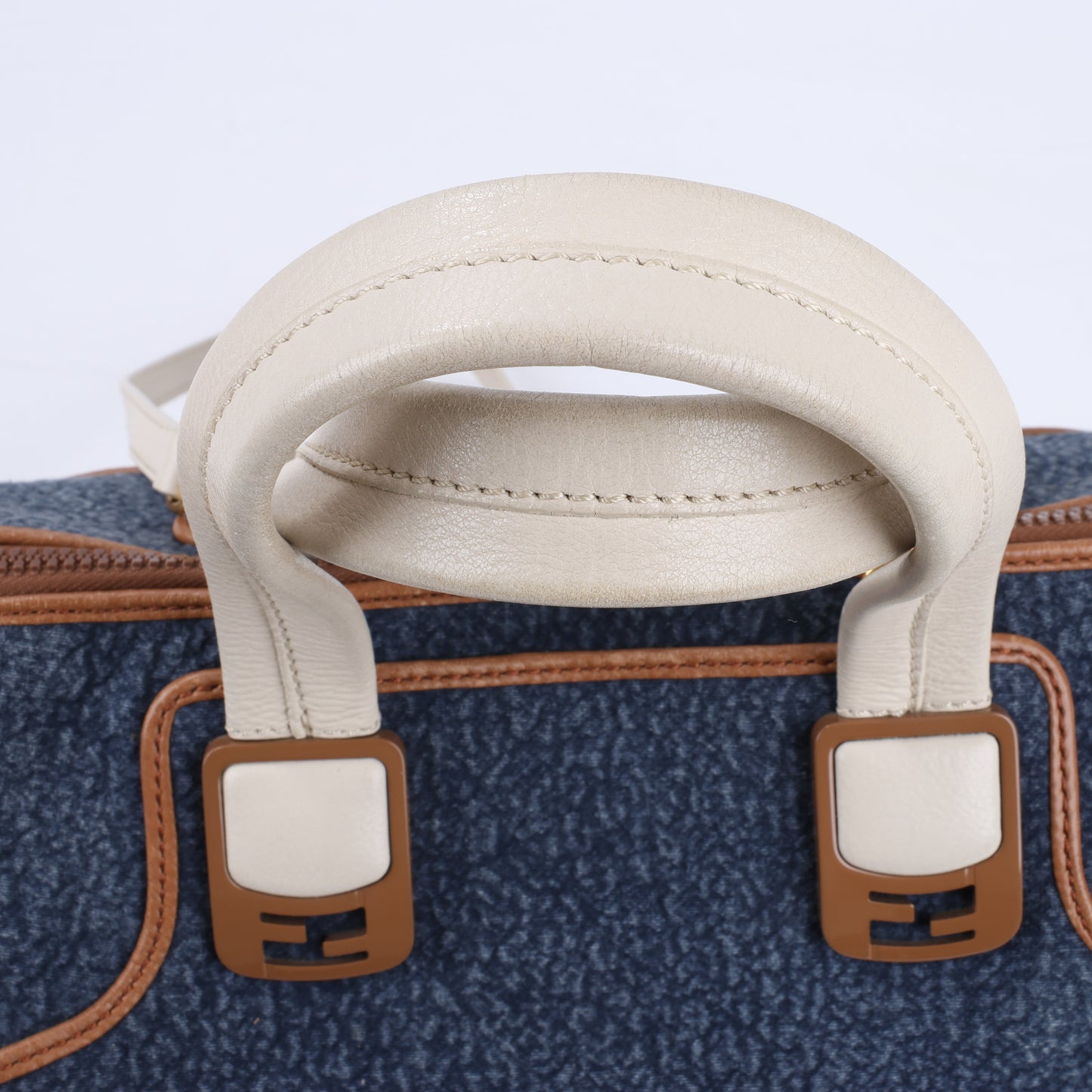 Fendi Chameleon Denim & Leder 2Way Boston Handtasche in Marineblau 8BL110