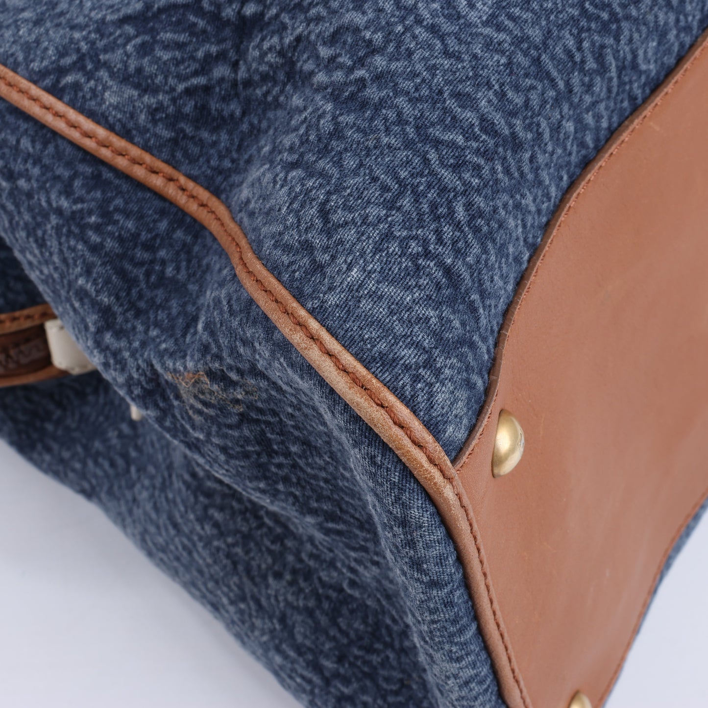 Fendi Chameleon Denim & Leder 2Way Boston Handtasche in Marineblau 8BL110