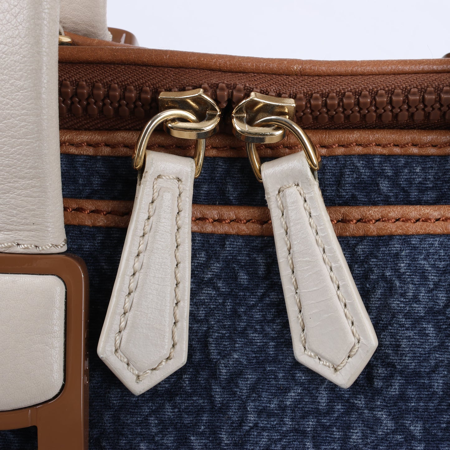 Fendi Chameleon Denim & Leder 2Way Boston Handtasche in Marineblau 8BL110