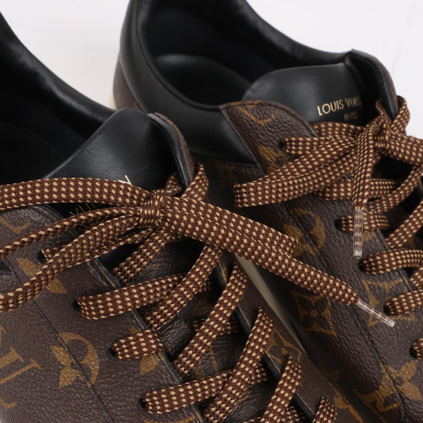 Louis Vuitton Monogram Canvas Luxembourg Low Top Sneakers, Size 42.5 EU