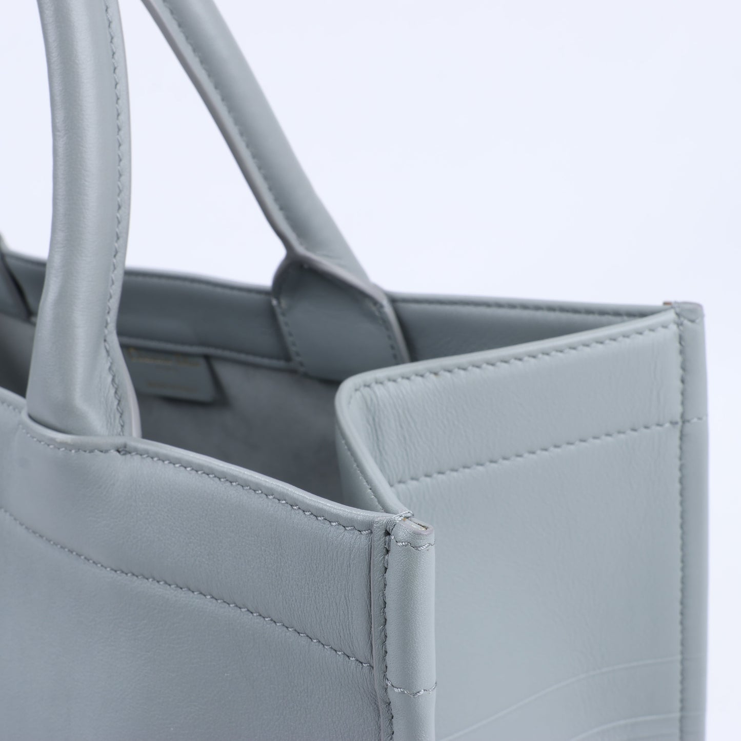 Christian Dior – Book Tote-Handtasche aus Leder in Grau