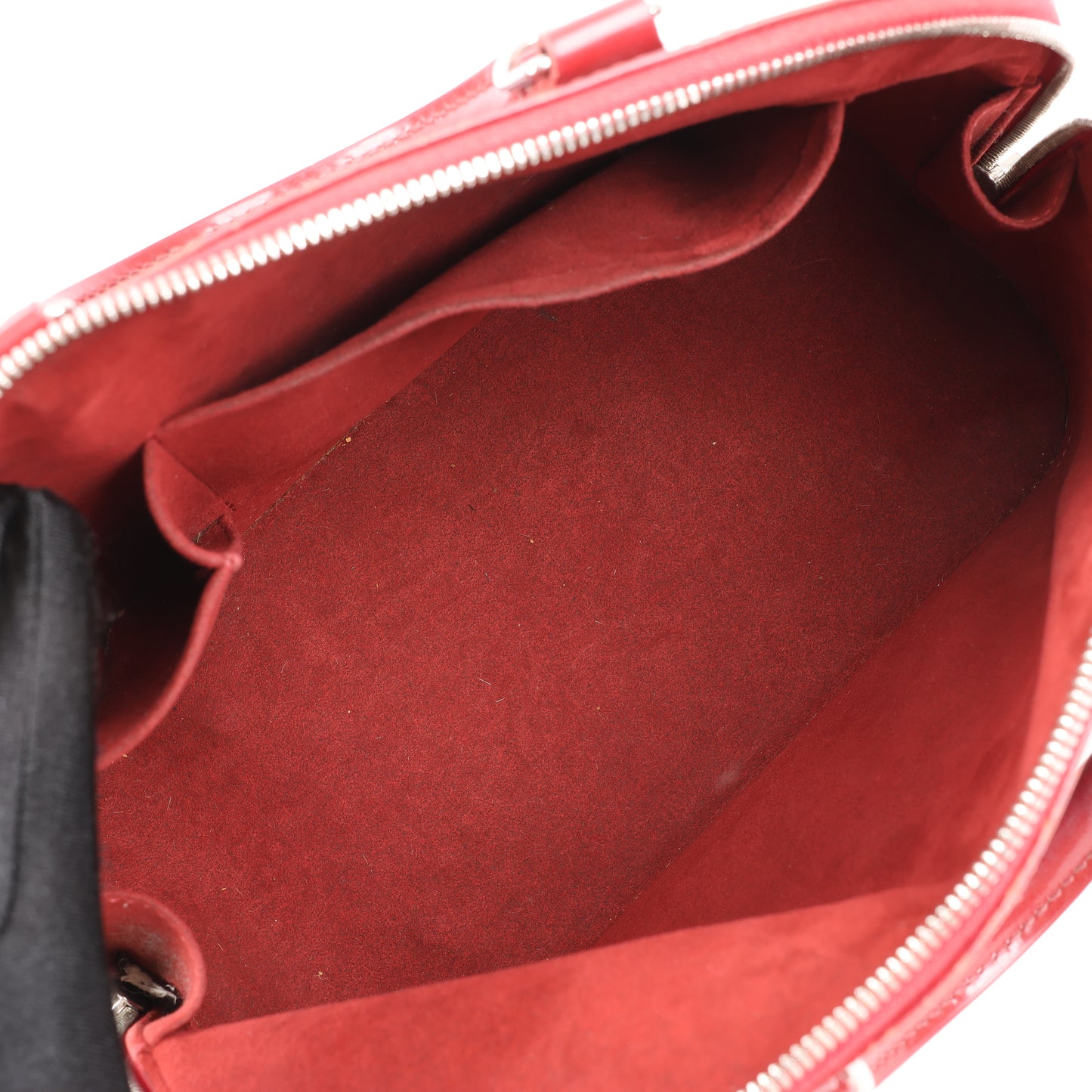 Louis Vuitton Epi Leather Alma Handbag in Deep Red M4030M
