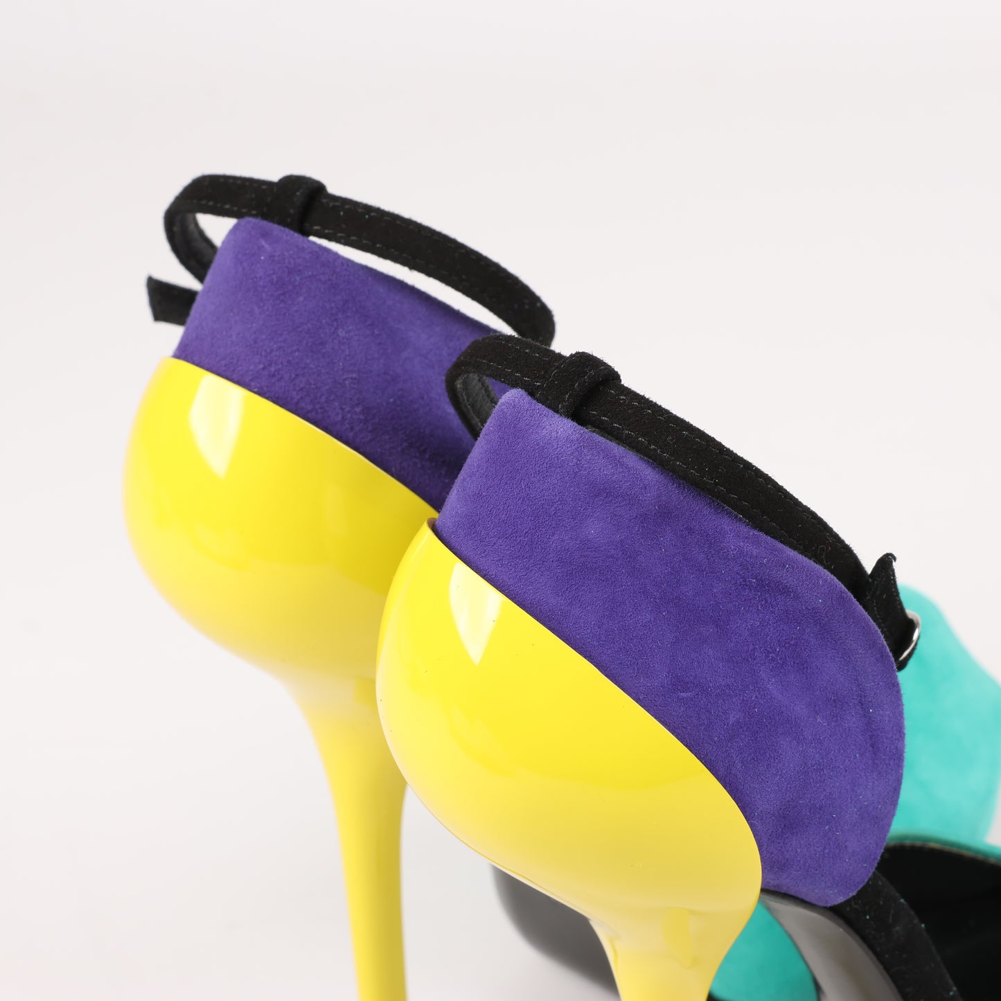 GIUSEPPE ZANNOTTI D'Orsay-Pumps aus Wildleder mit Farbblockmuster