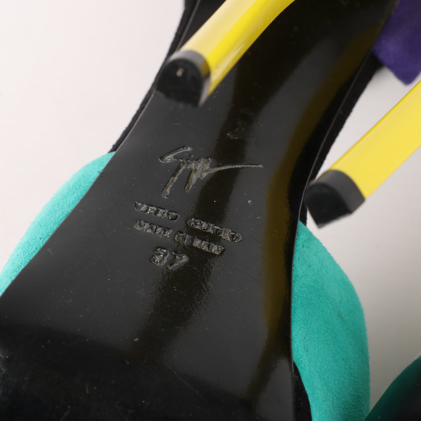 GIUSEPPE ZANNOTTI D'Orsay-Pumps aus Wildleder mit Farbblockmuster