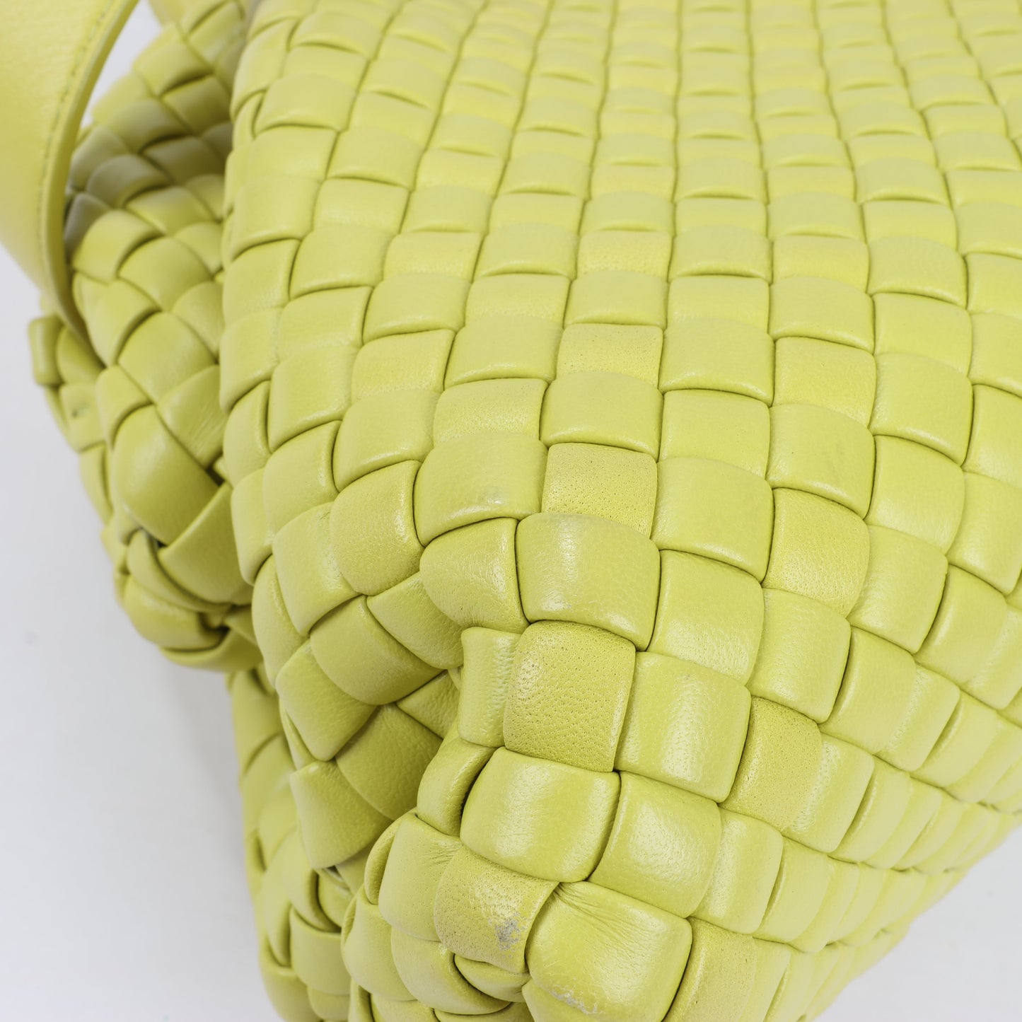 Bottega Veneta – Kleine 2-Wege-Handtasche aus Intrecciato-Leder in Gelbgrün