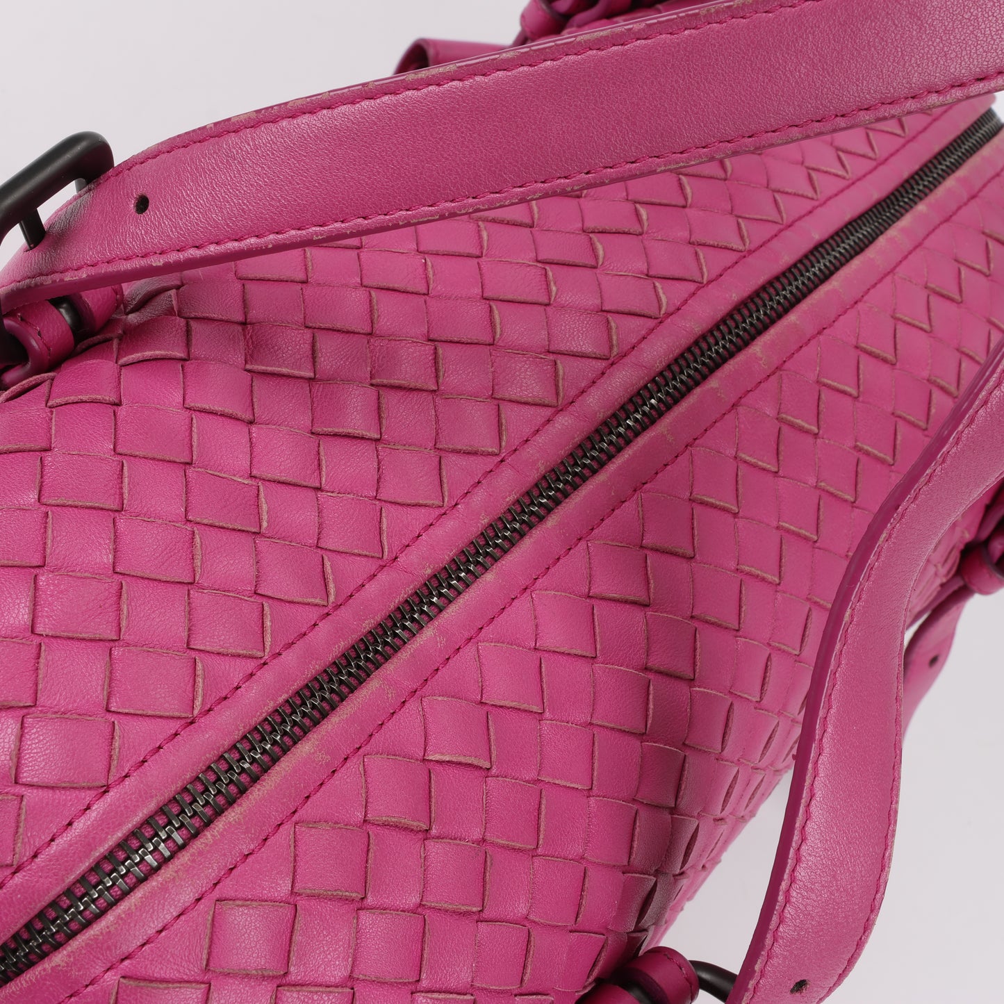 BOTTEGA VENETA Intrecciato Leather Handbag in Pink