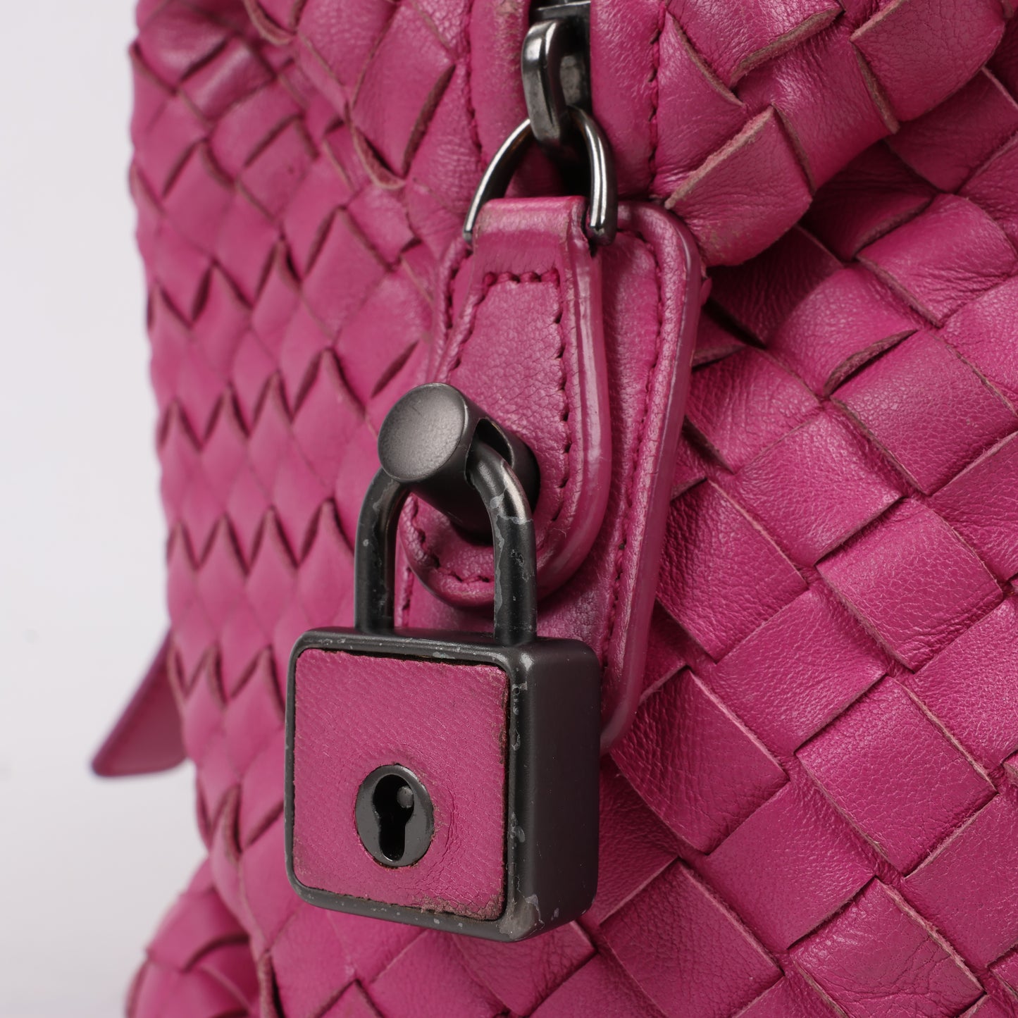 BOTTEGA VENETA Intrecciato Leather Handbag in Pink