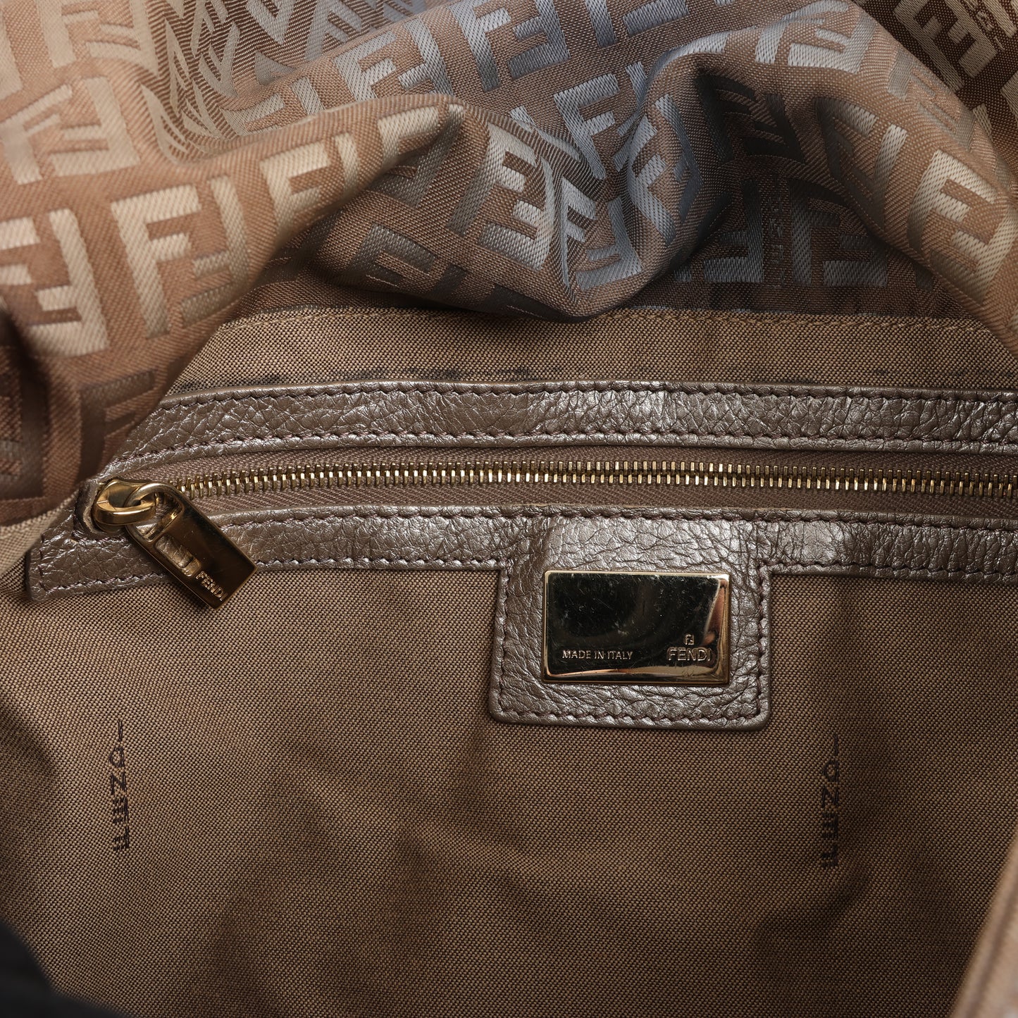 FENDI Zucchino Mamma Baguette Canvas & Leder One Shoulder Tasche in Braun 8BR001