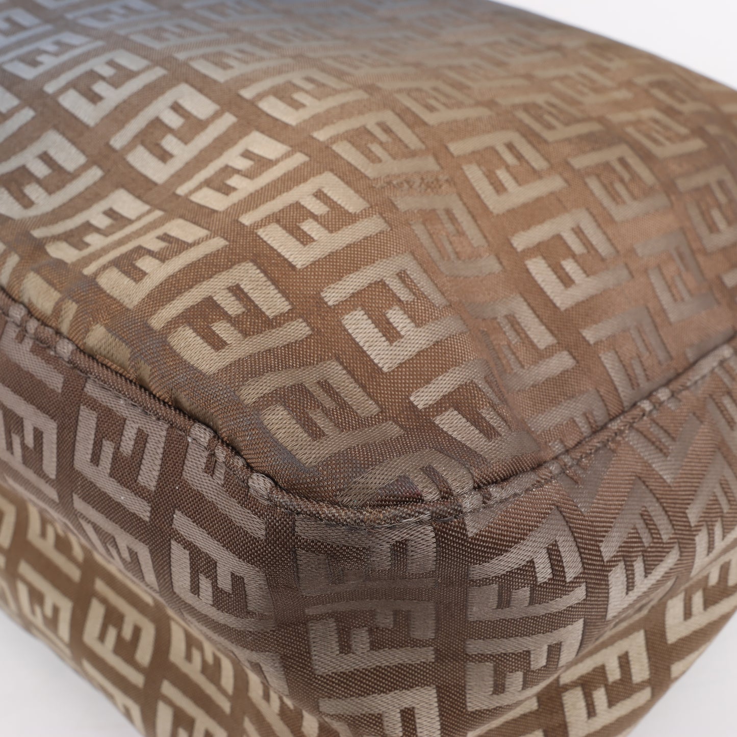 FENDI Zucchino Mamma Baguette Canvas & Leder One Shoulder Tasche in Braun 8BR001