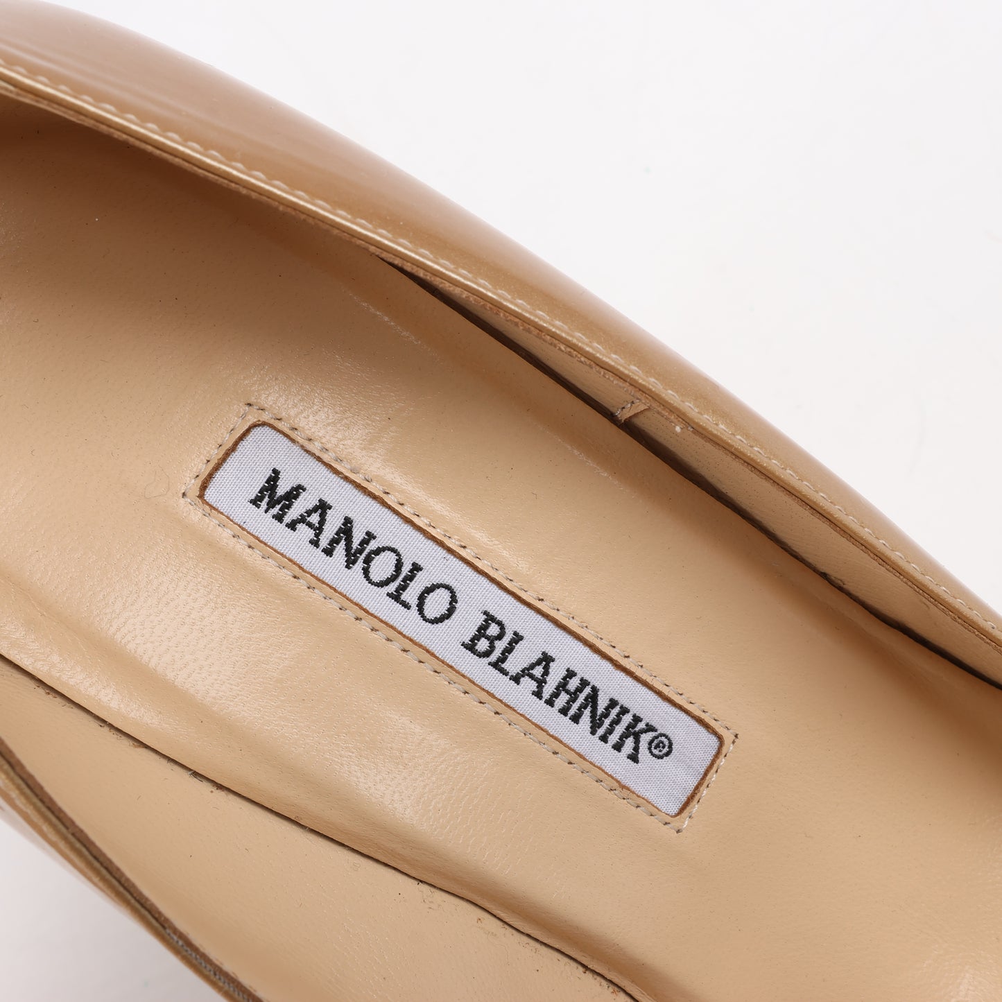 Manolo Blahnik Patent Leather BB Pointed Toe Heels in Beige, Size 40 EU