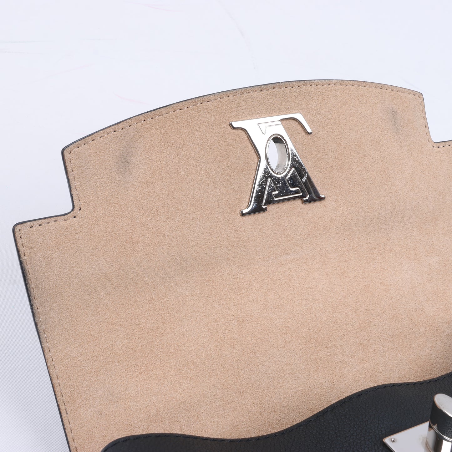 Louis Vuitton LV Logo LockMe Ever BB 2Way Umhängetasche M53937