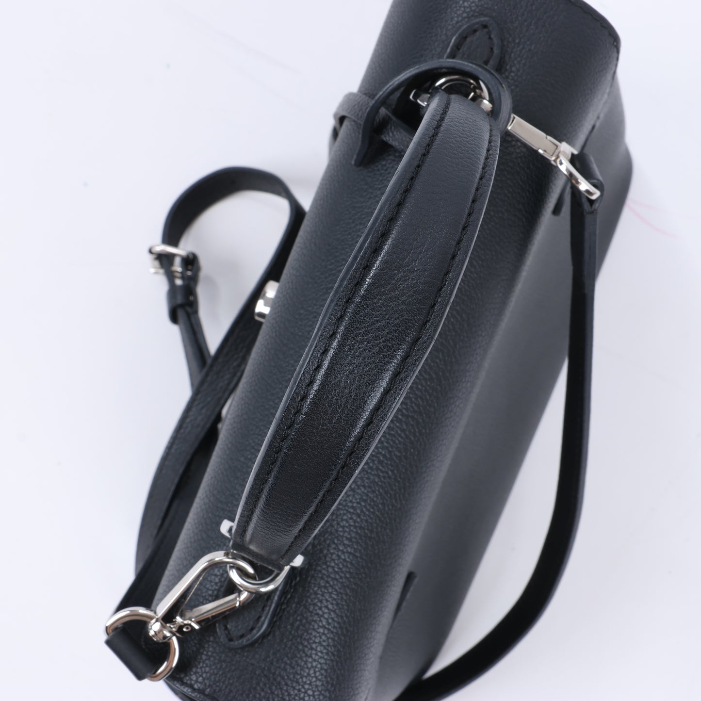 Louis Vuitton LV Logo LockMe Ever BB 2Way Umhängetasche M53937