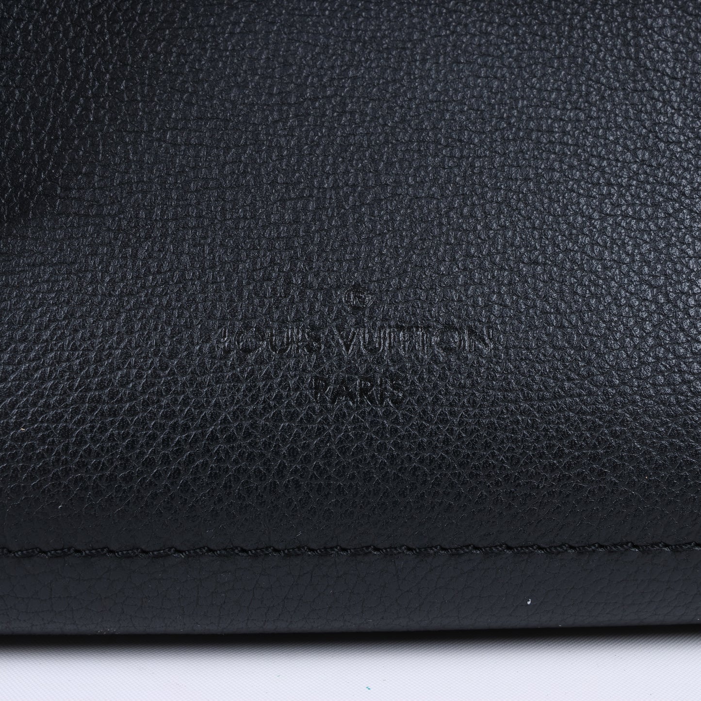 Louis Vuitton LV Logo LockMe Ever BB 2Way Umhängetasche M53937