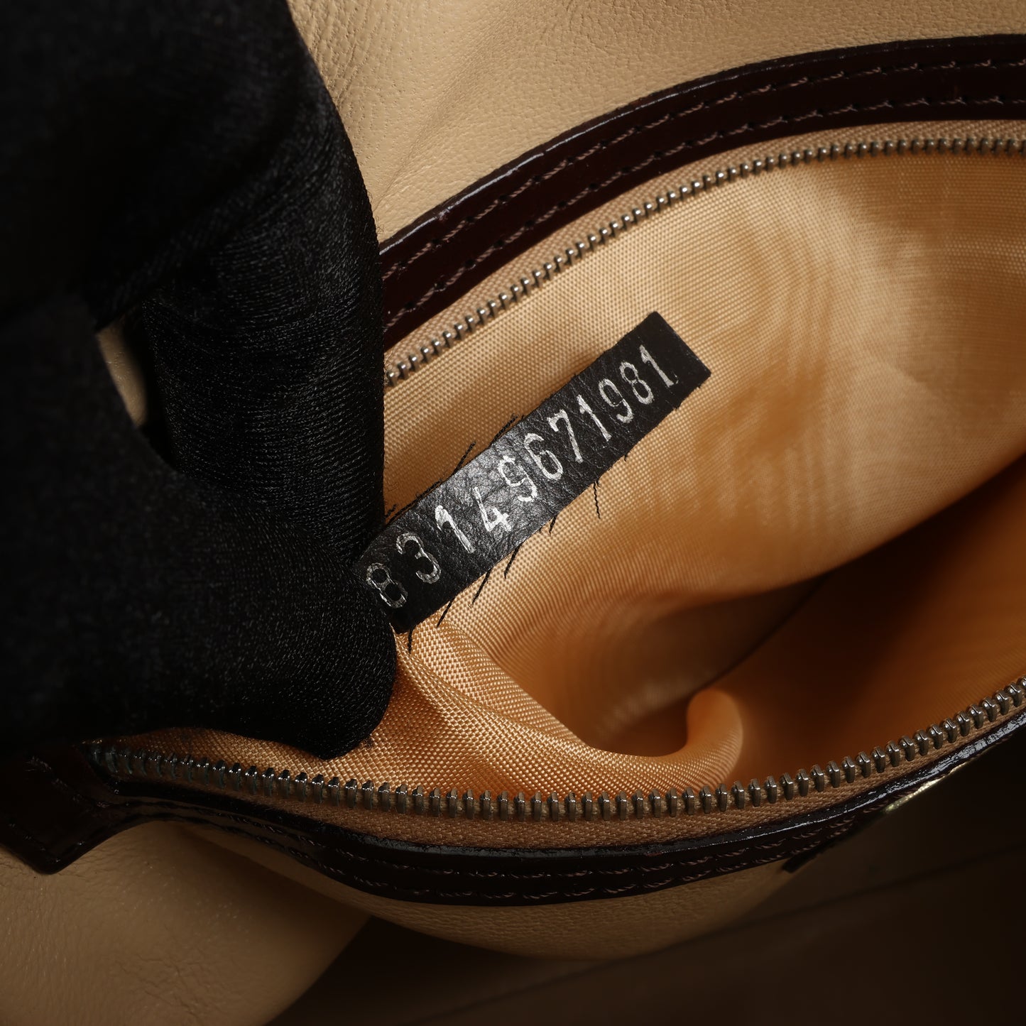 FENDI – 2-Wege-Handtasche aus Leder im Giraffen-Pony-Stil in Braun