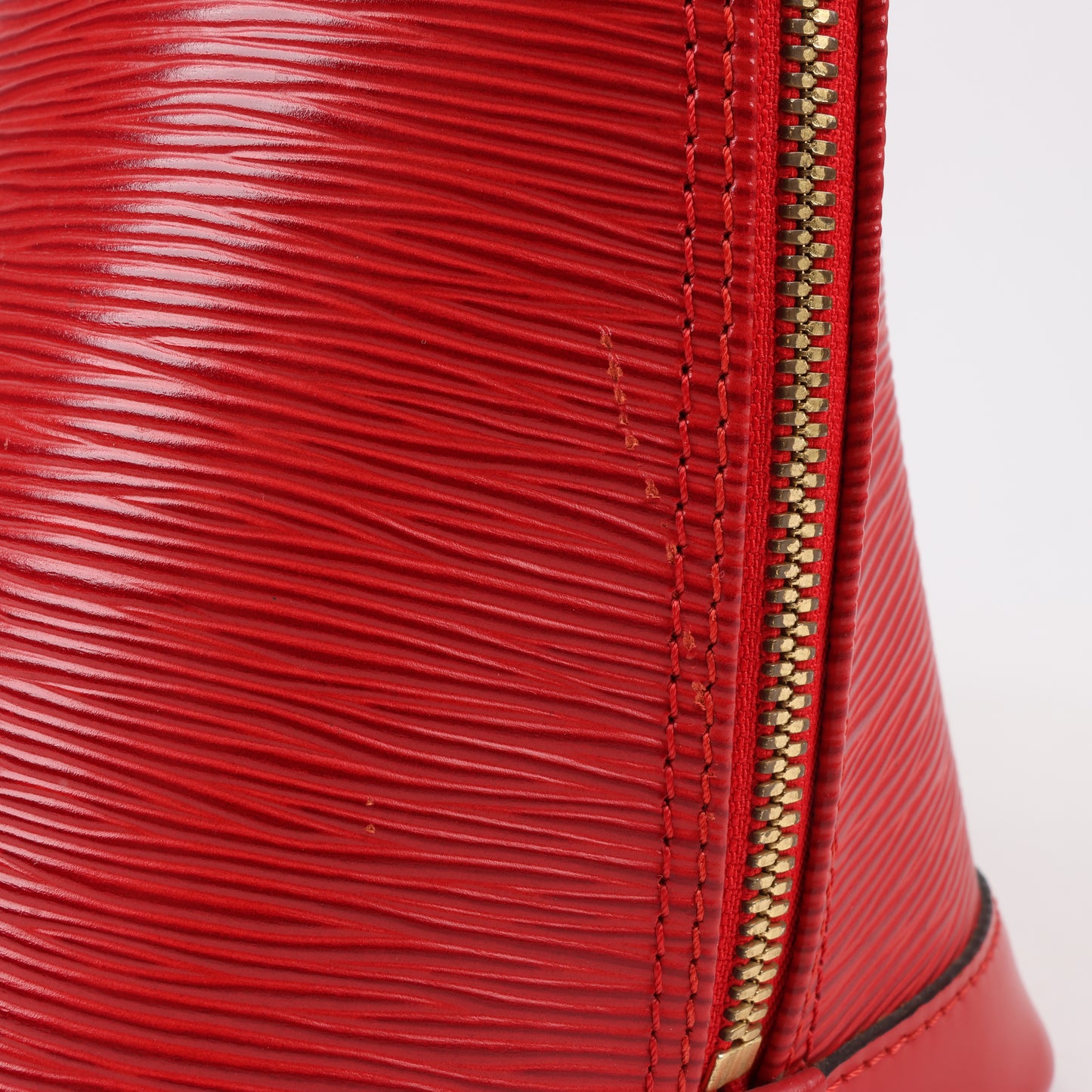 Louis Vuitton Alma PM Handtasche aus Epi-Leder in Rot