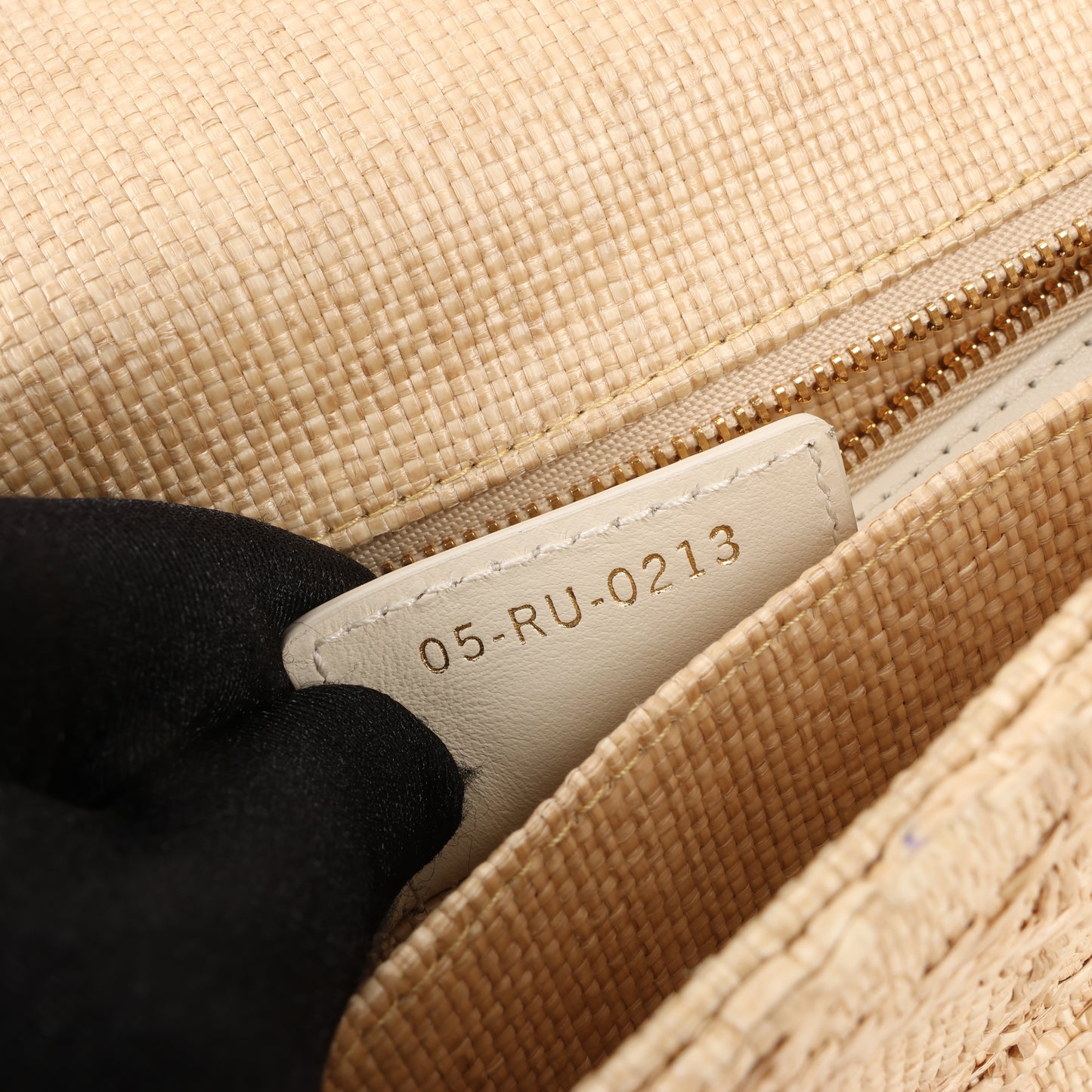Christian Dior Caro Raffia x Leder, mittelgroße Umhängetasche in Beige