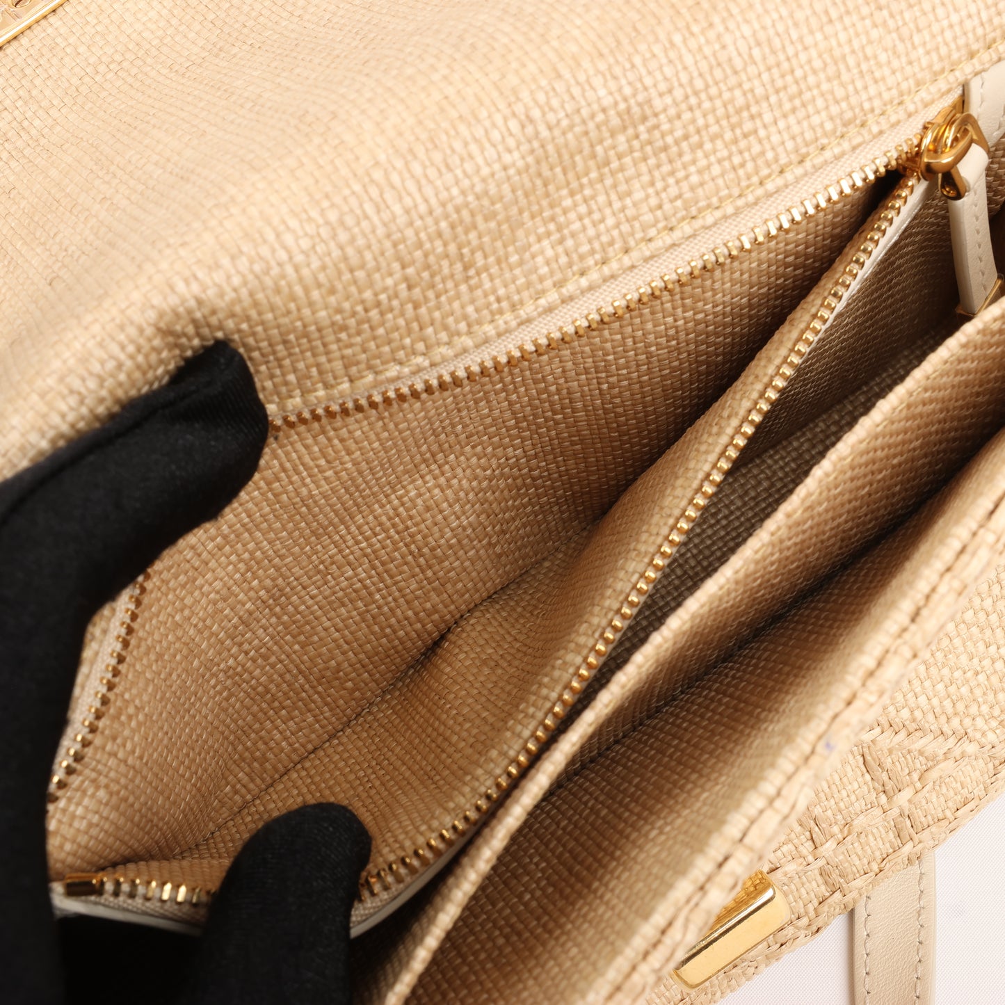 Christian Dior Caro Raffia x Leder, mittelgroße Umhängetasche in Beige