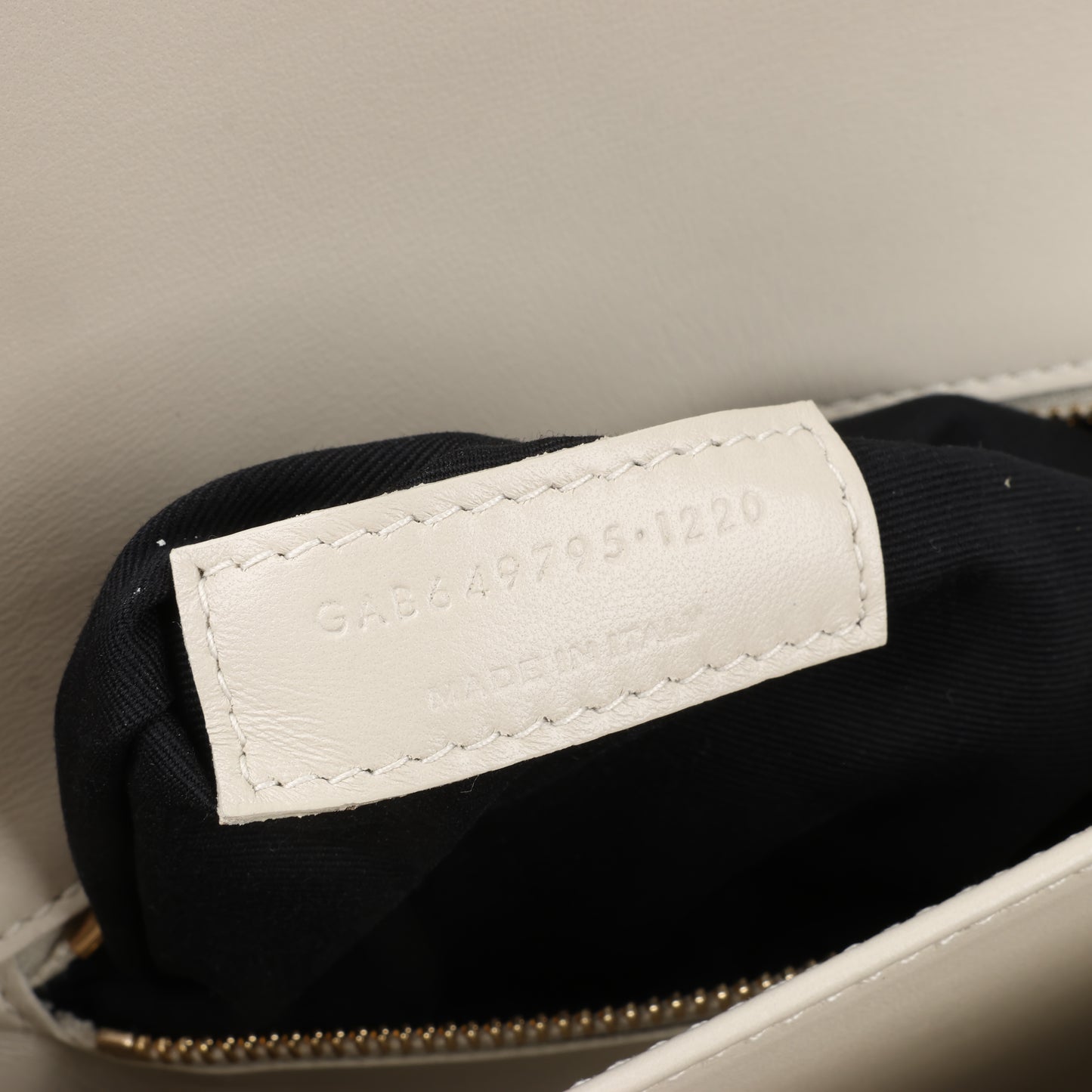 Saint Laurent Paris Le Maillon Leather Shoulder bag in Beige 649795