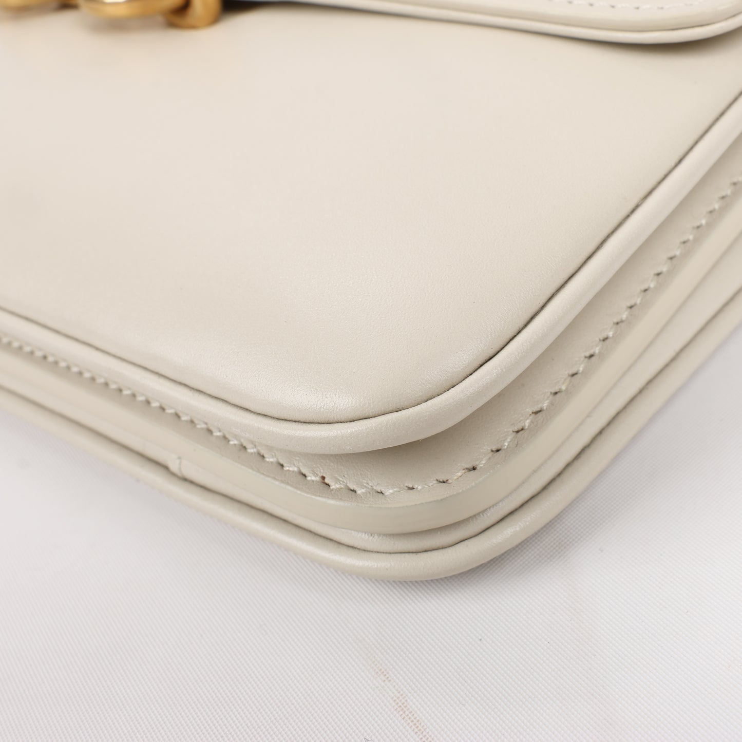 Saint Laurent Paris Le Maillon Leather Shoulder bag in Beige 649795