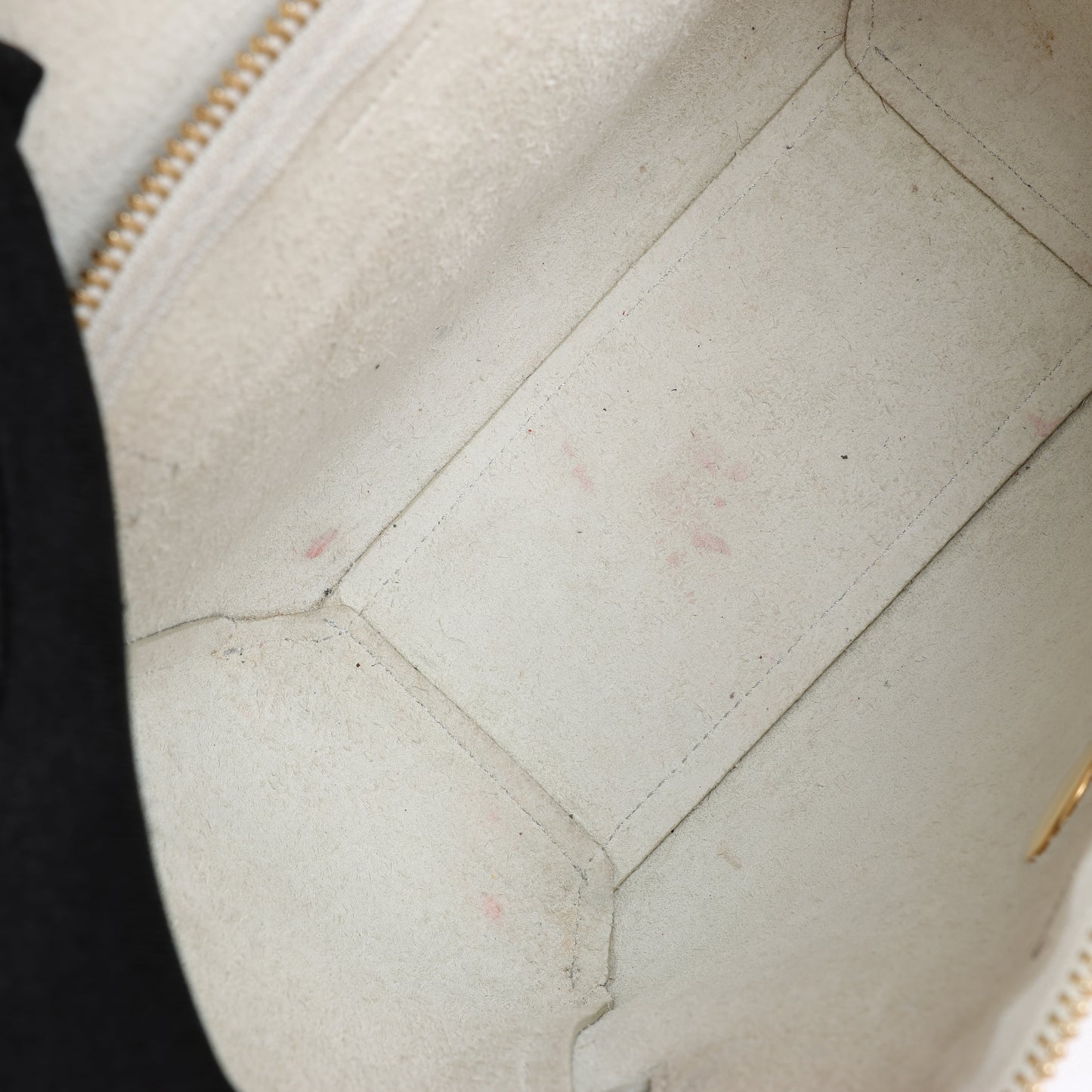 CELINE Gürteltasche aus genarbtem Kalbsleder Nano 2Way Handtasche in Mint