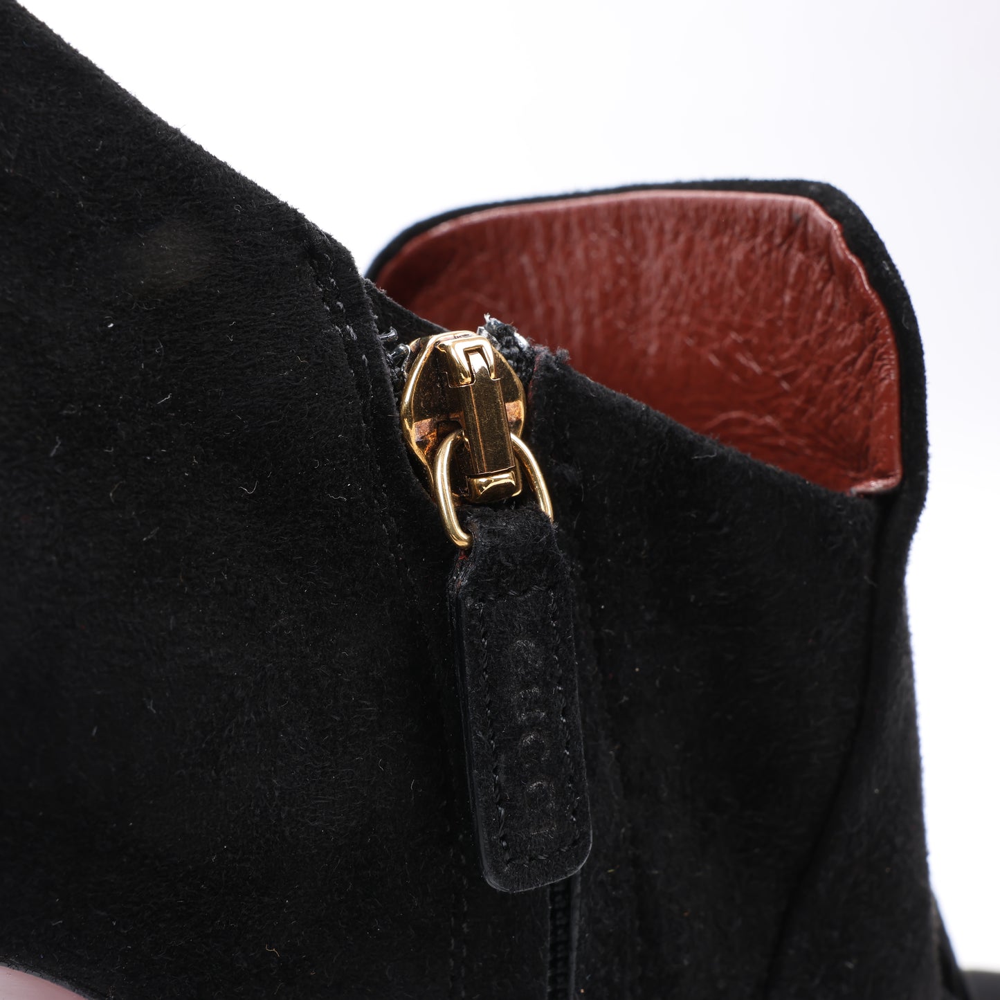 Gucci – Schwarze Stiefeletten aus Wildleder mit Quasten – Größe 37,5 EU 298169