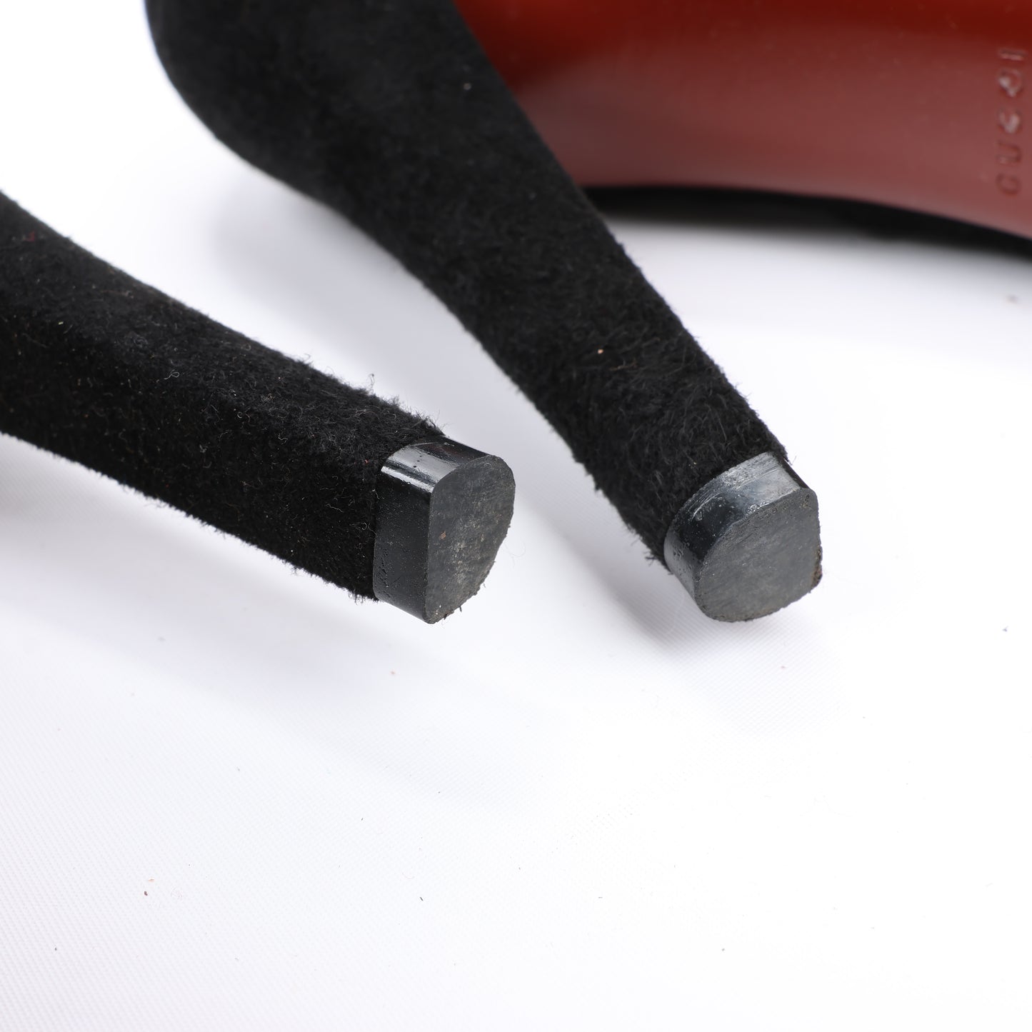 Gucci – Schwarze Stiefeletten aus Wildleder mit Quasten – Größe 37,5 EU 298169