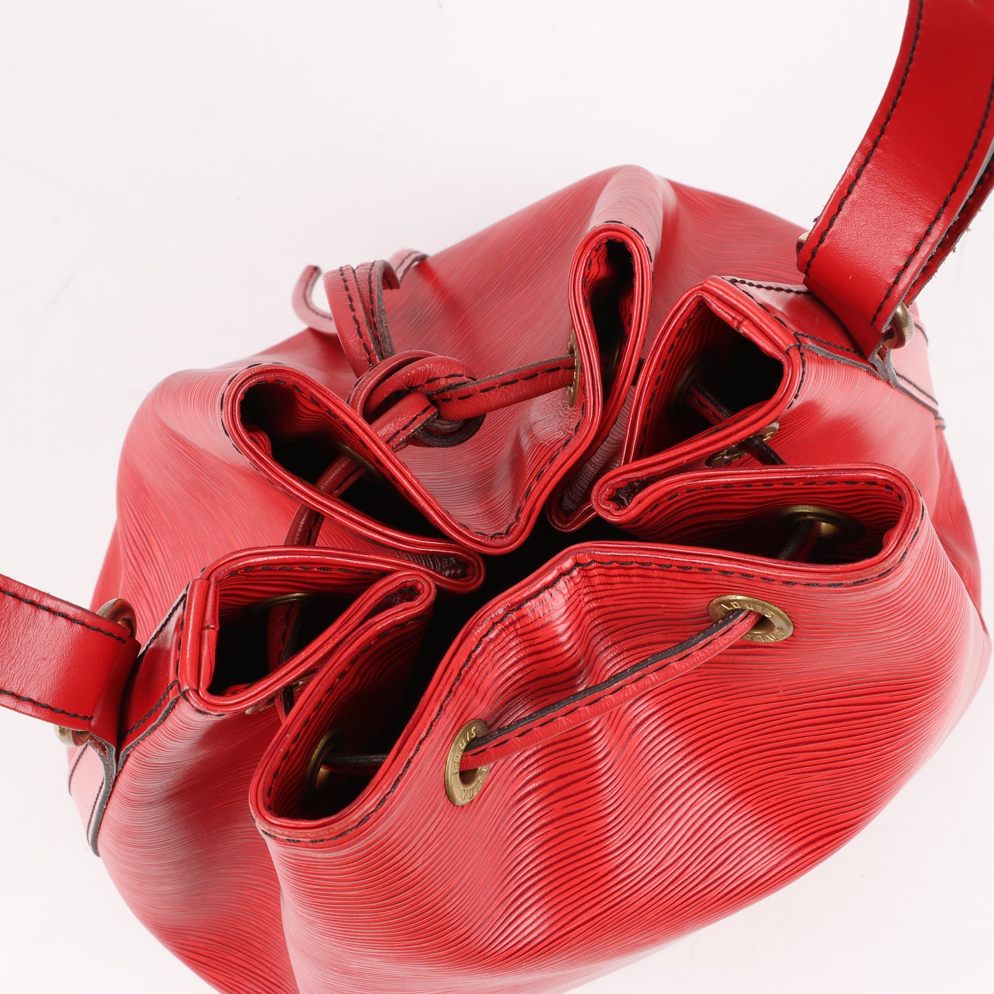 LOUIS VUITTON Epi Leder Noe Umhängetasche in Rot