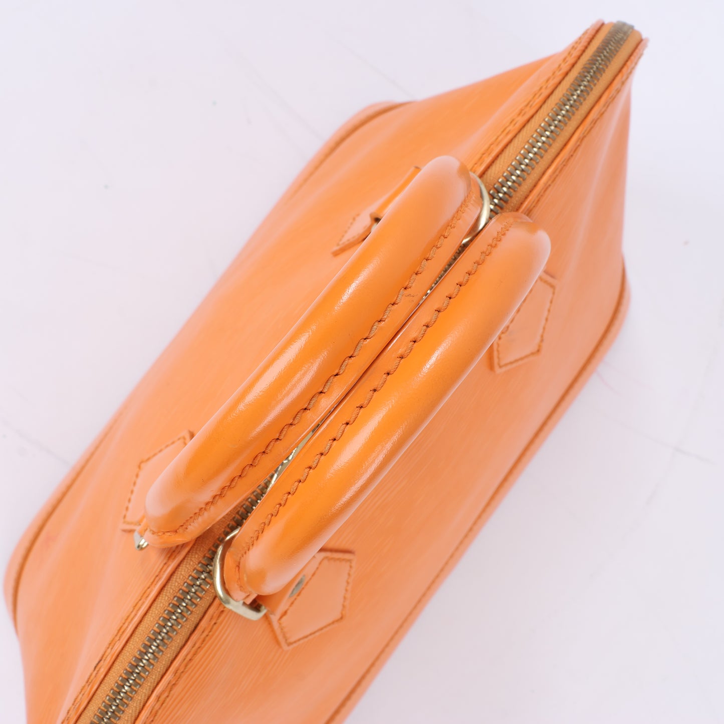 Louis Vuitton Epi Leather Alma PM Handbag in Orange M40623