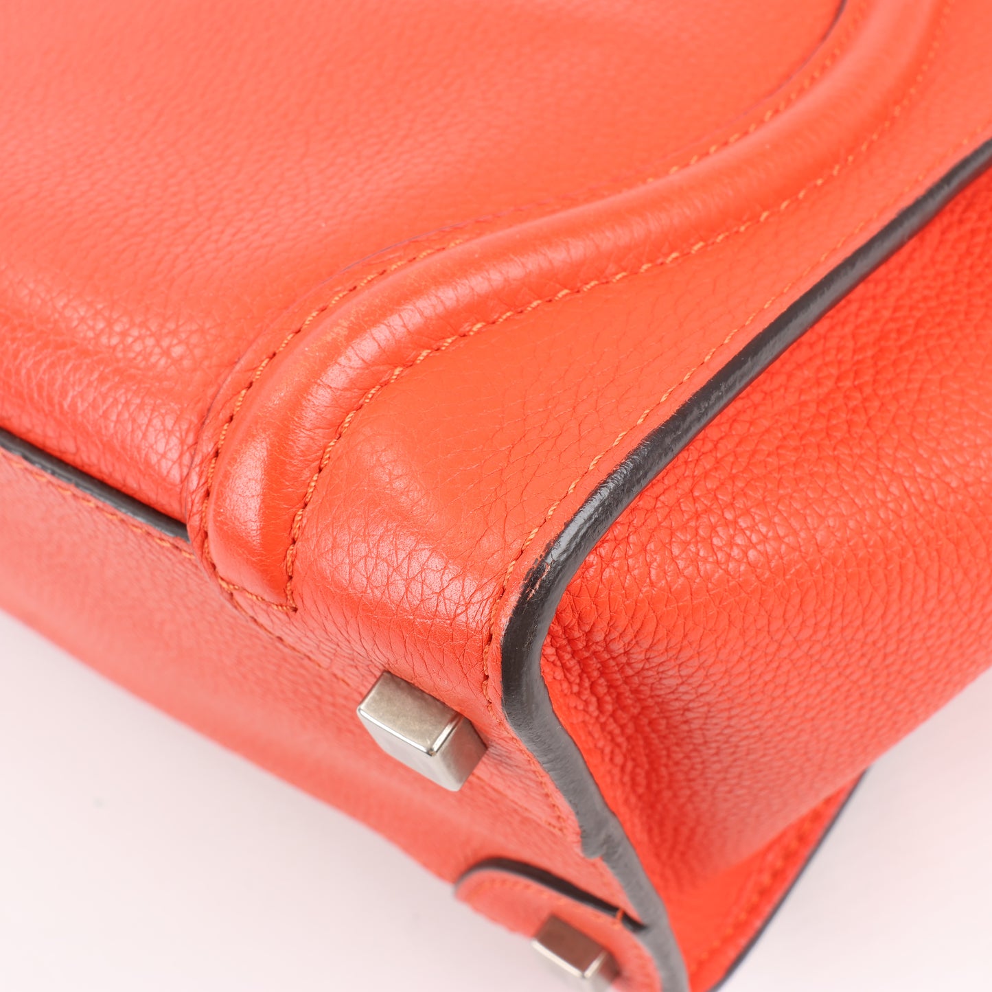 Celine Luggage Micro-Handtasche aus rotem Leder