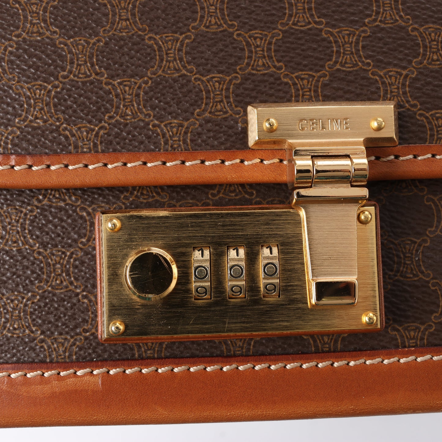 Celine Macadam – Braune Reisetasche aus PVC und Leder