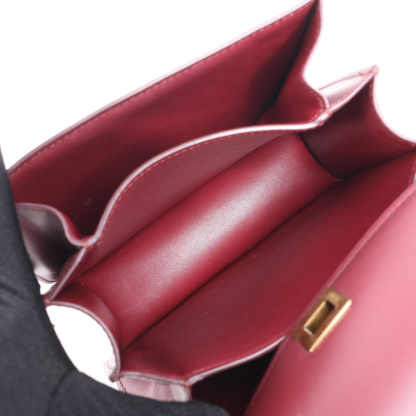 Celine – Classic Box – Kleine Schultertasche aus Leder in Burgunderrot