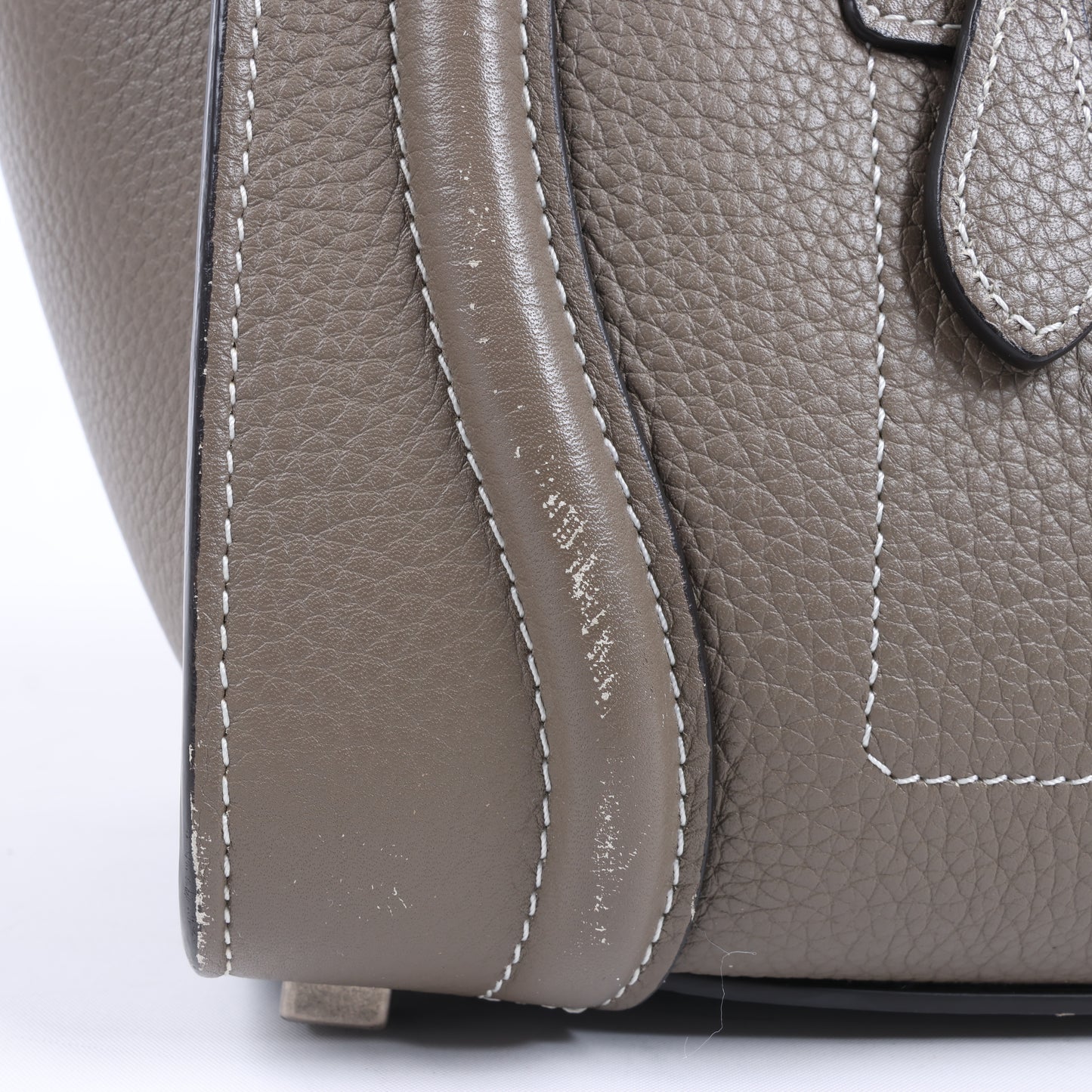 CELINE Luggage Micro Lederhandtasche in Greige