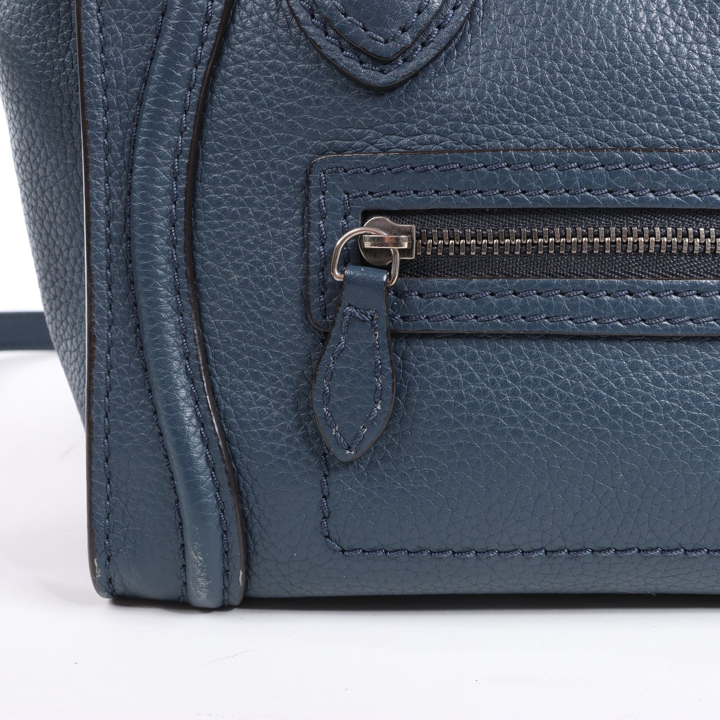 CELINE Nano Luggage 2Way-Handtasche aus Leder in Marineblau