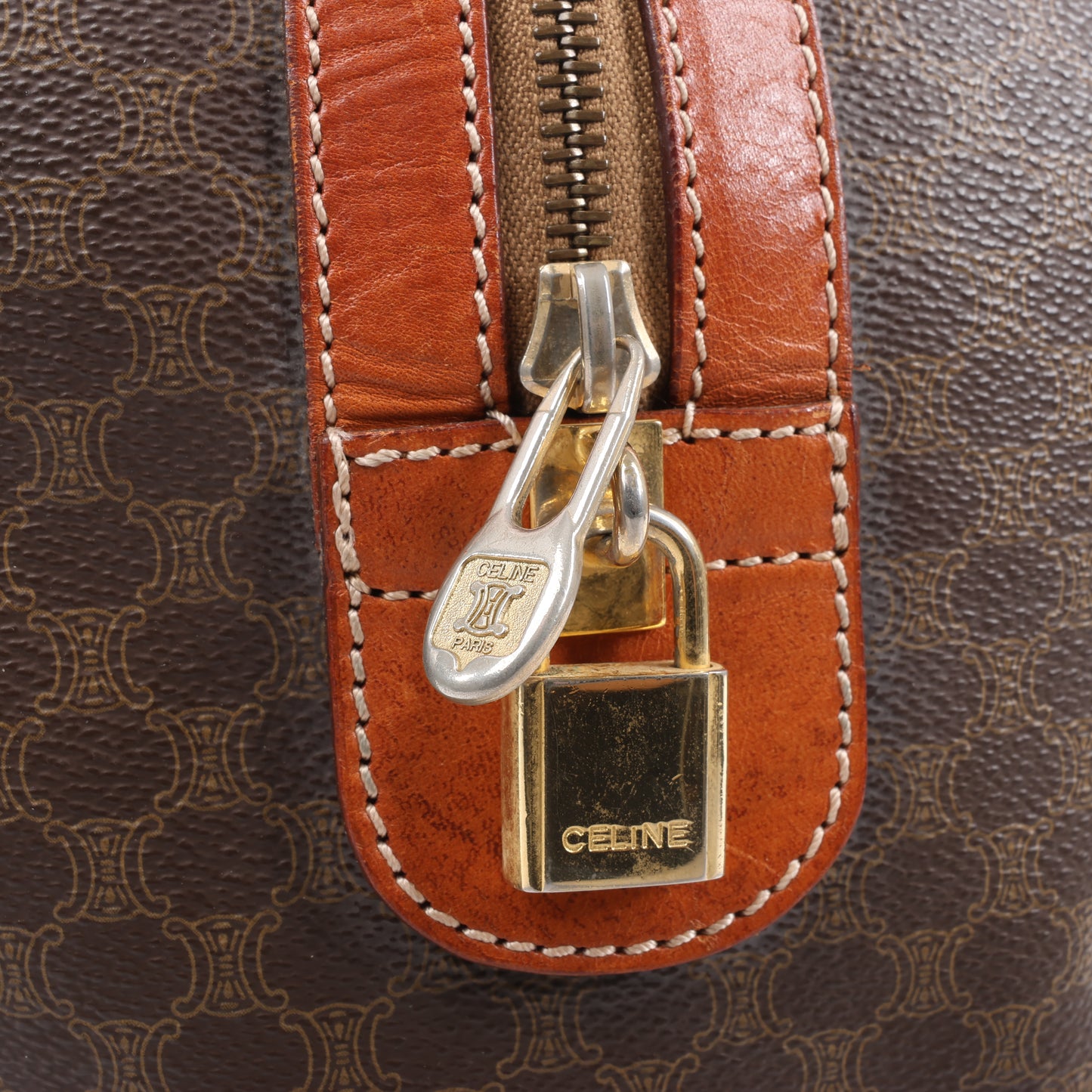 Celine Macadam Boston Reisetasche aus PVC und Leder in Braun