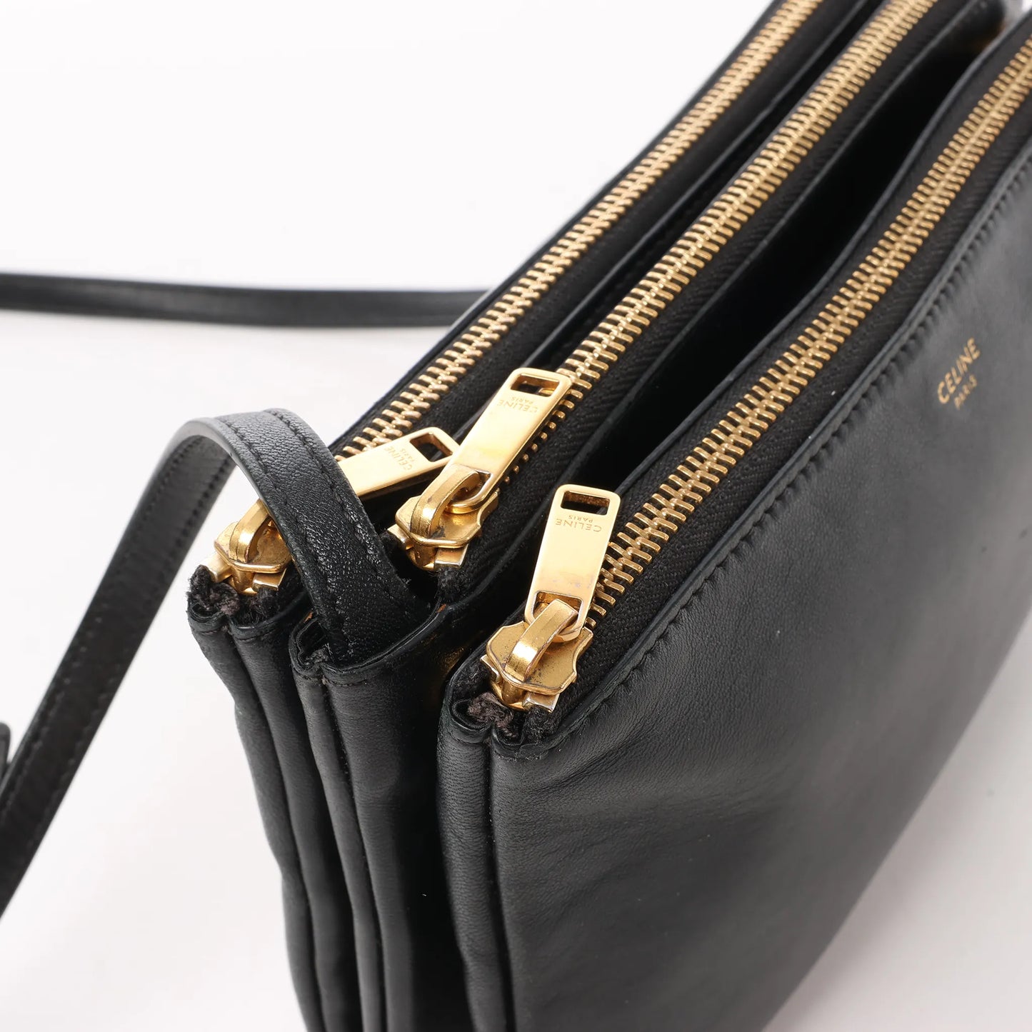 Celine Trio – Kleine Umhängetasche aus schwarzem Leder