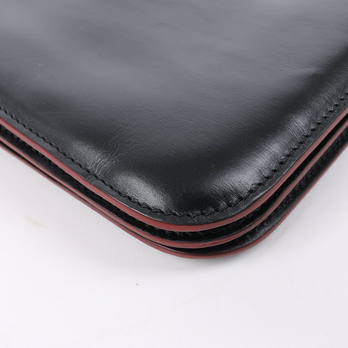 Celine Trio Oversized Edge Leder-Umhängetasche in Schwarz