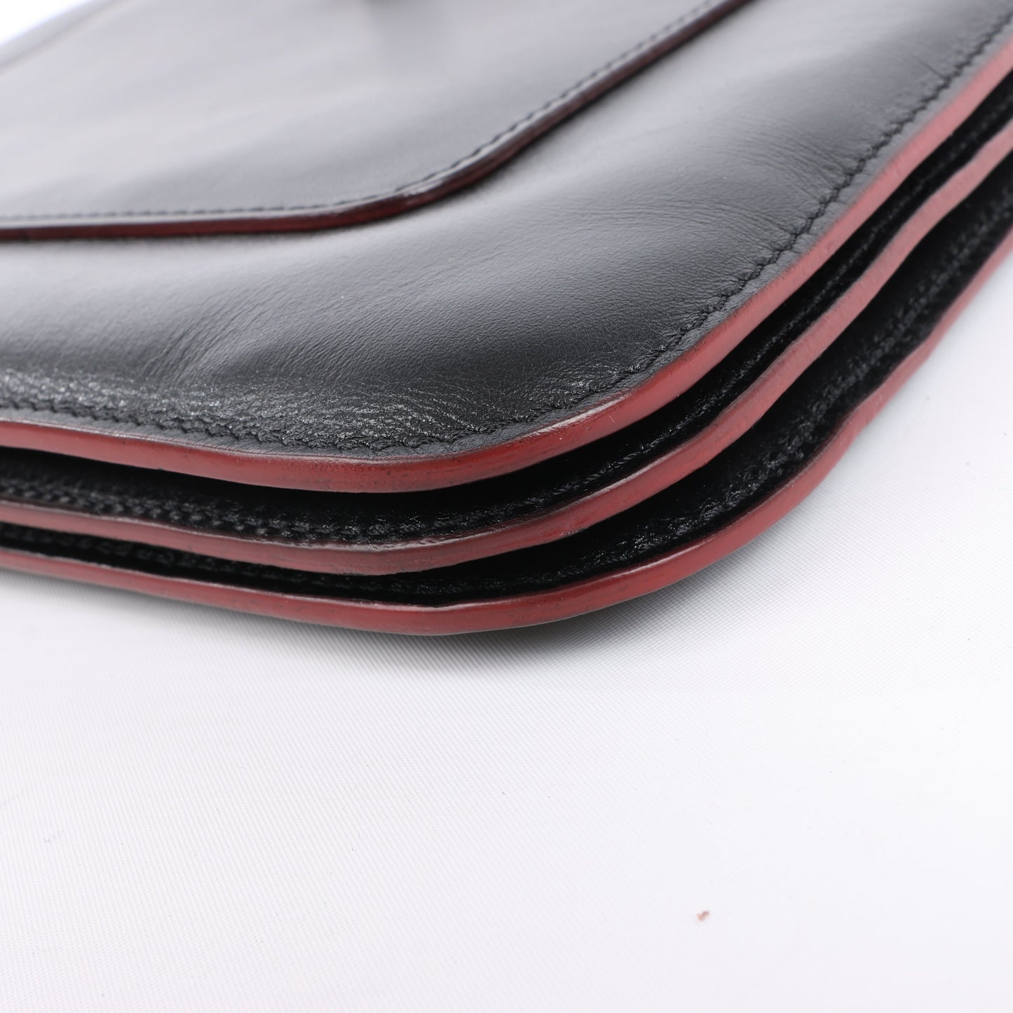 Celine Trio Oversized Edge Leder-Umhängetasche in Schwarz