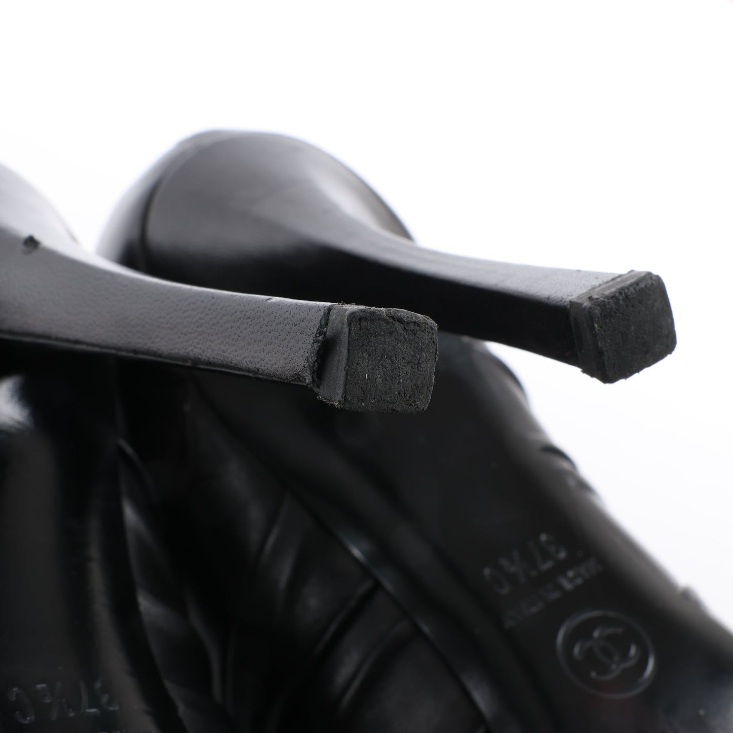 Chanel Coco Mark Camelia Lederstiefeletten in Schwarz G28629, Größe 37,5 EU