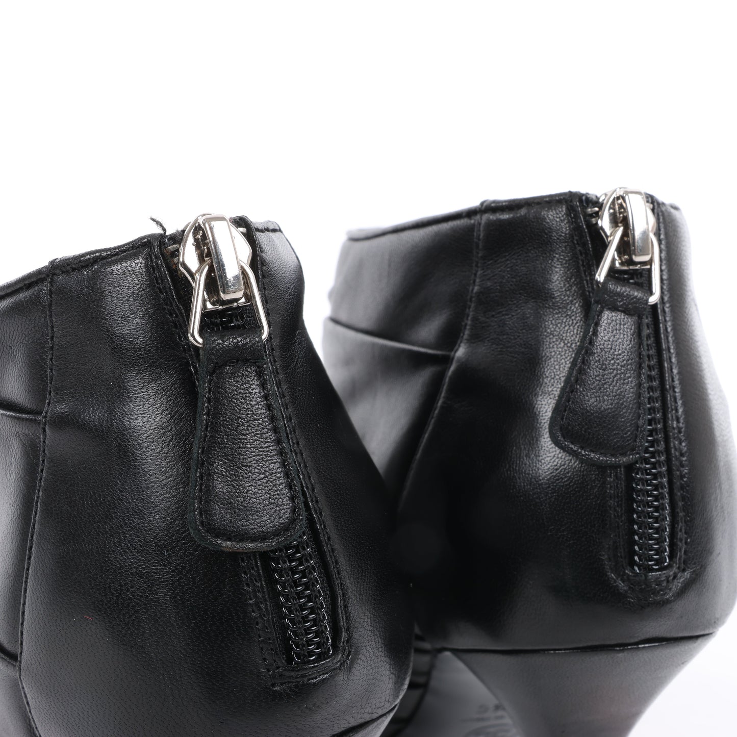 Chanel Coco Mark Camelia Lederstiefeletten in Schwarz G28629, Größe 37,5 EU