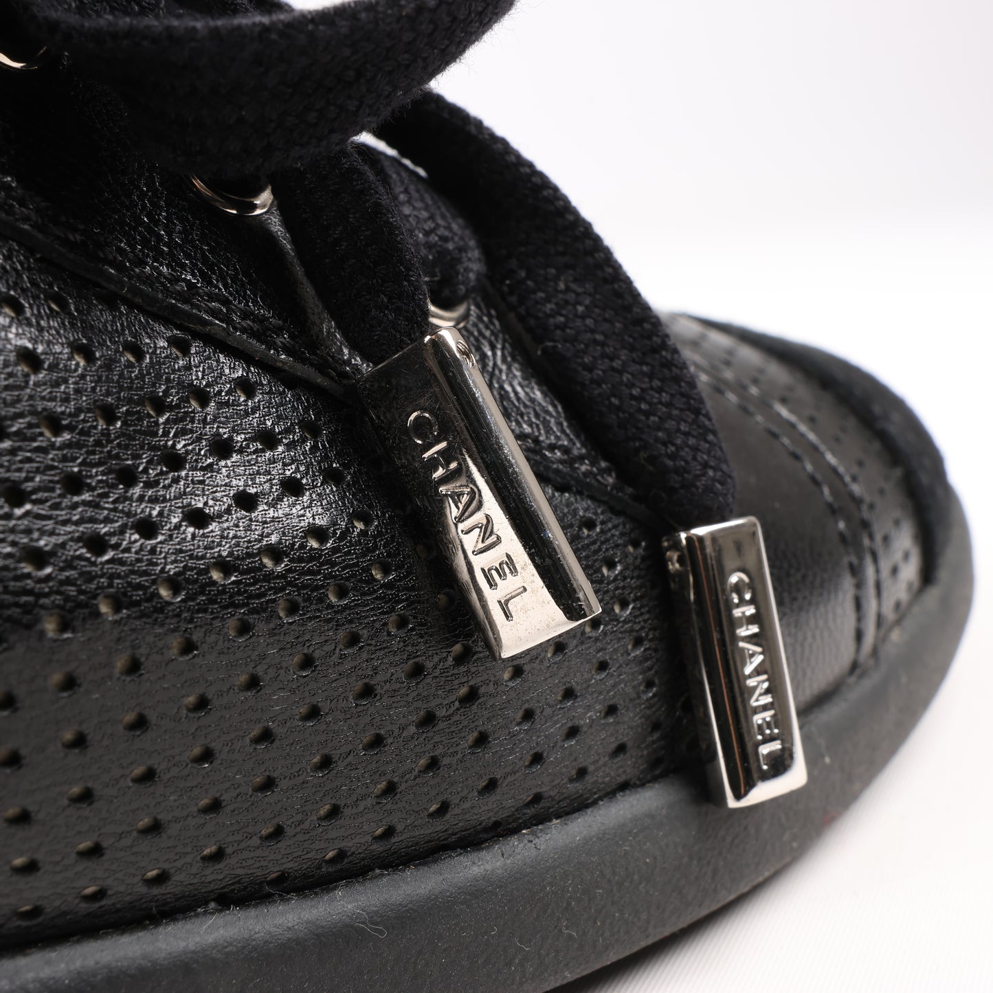 CHANEL Coco Mark 11P Wildleder x Leder Sneakers 37 in Schwarz G25313