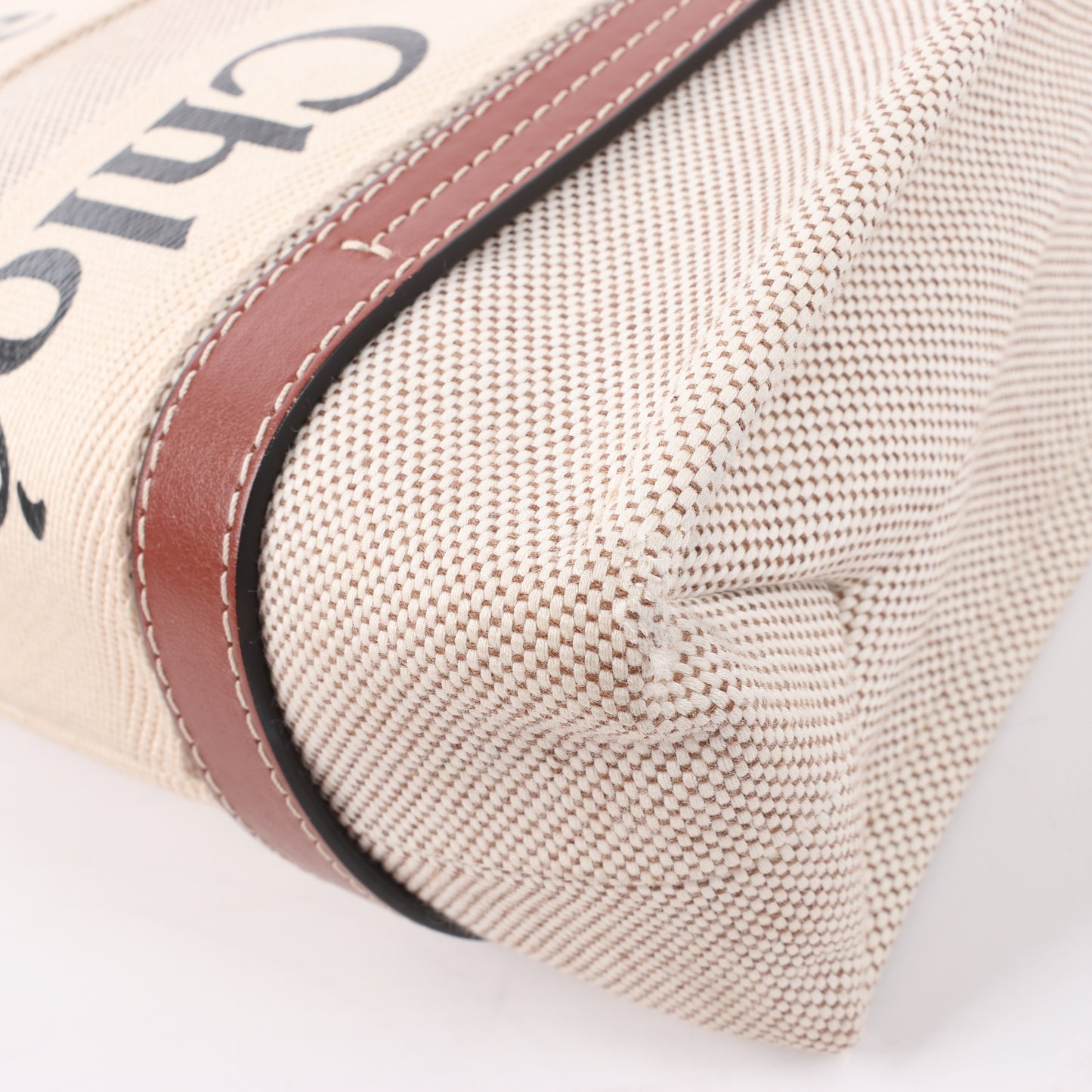 Chloé Woody Kleine 2-Wege-Handtasche aus Canvas und Leder in Beige x Braun